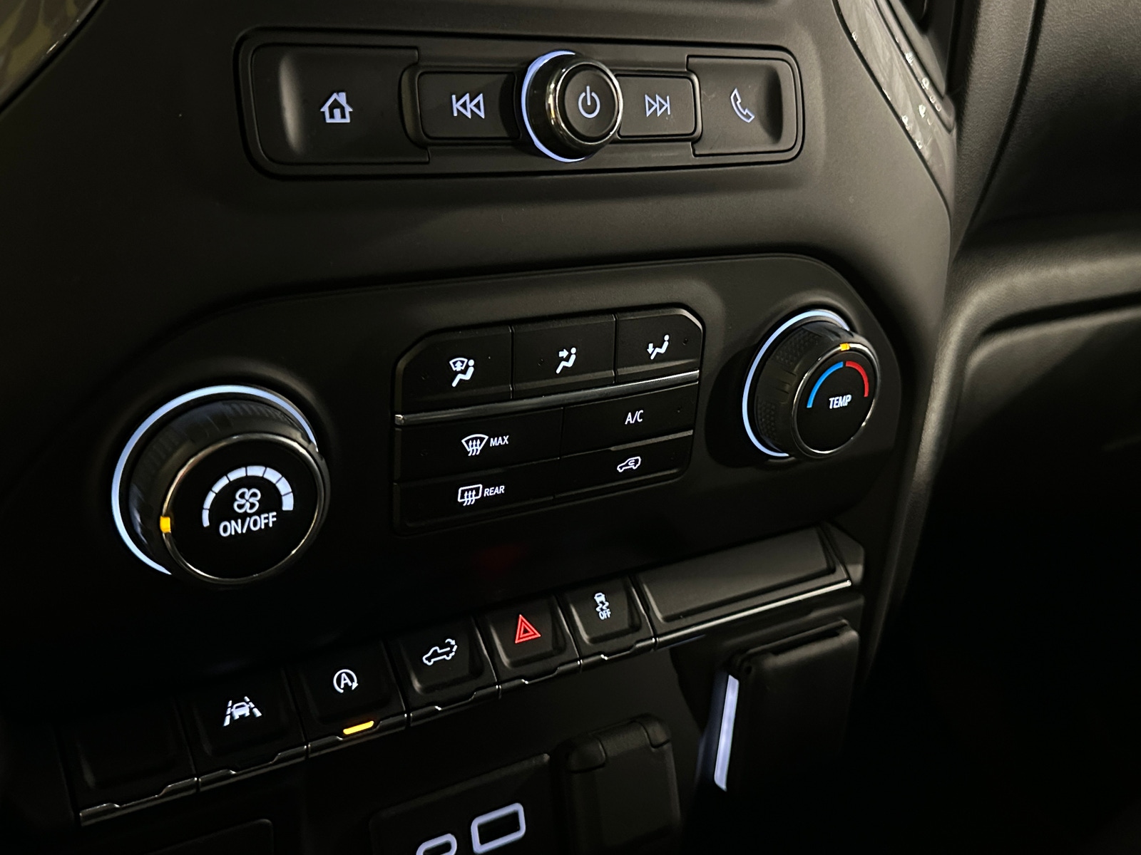 Thumbnail: 2023 Chevrolet Silverado 1500 - 4