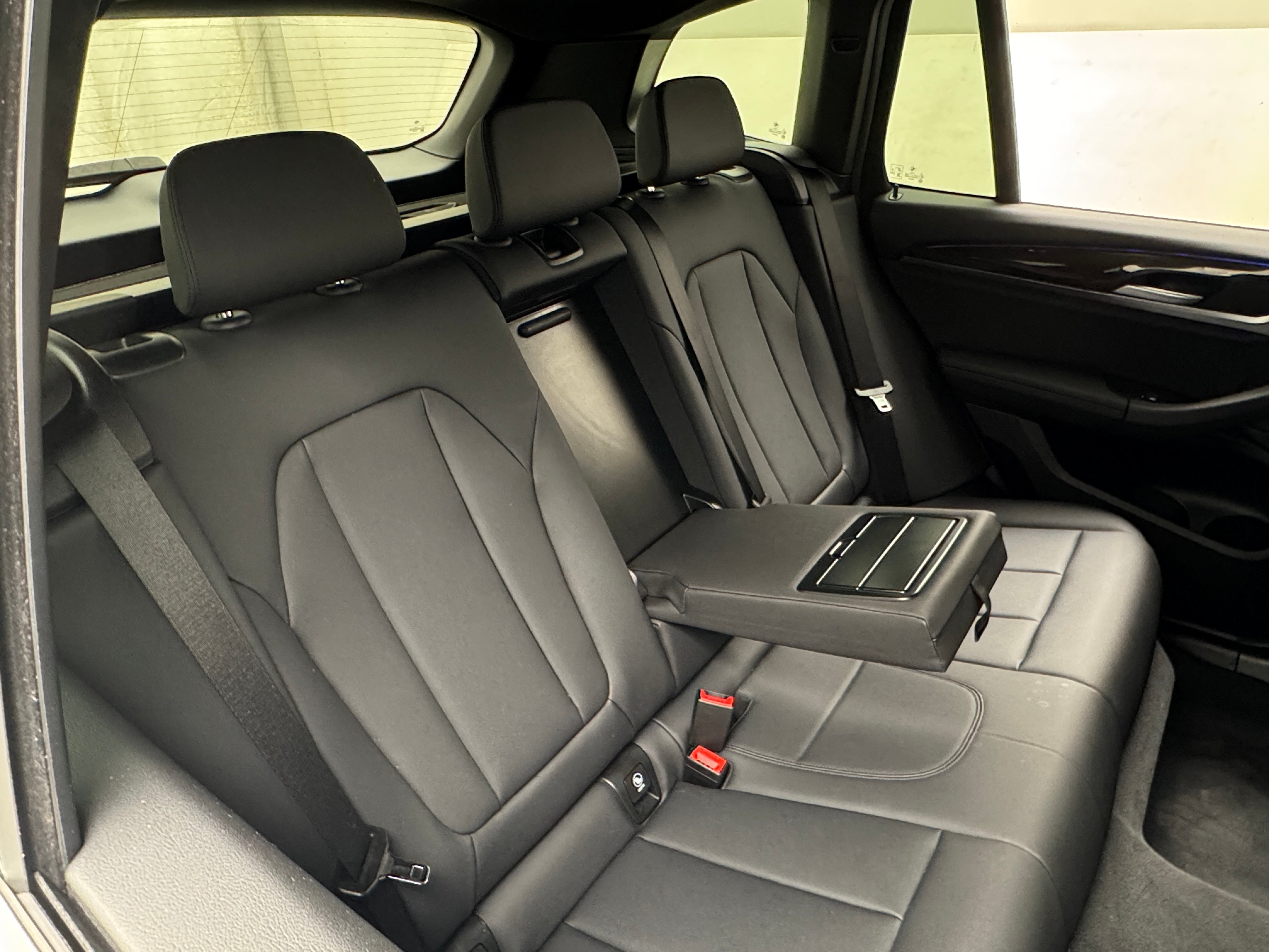 2021 BMW X3 xDrive30i 5