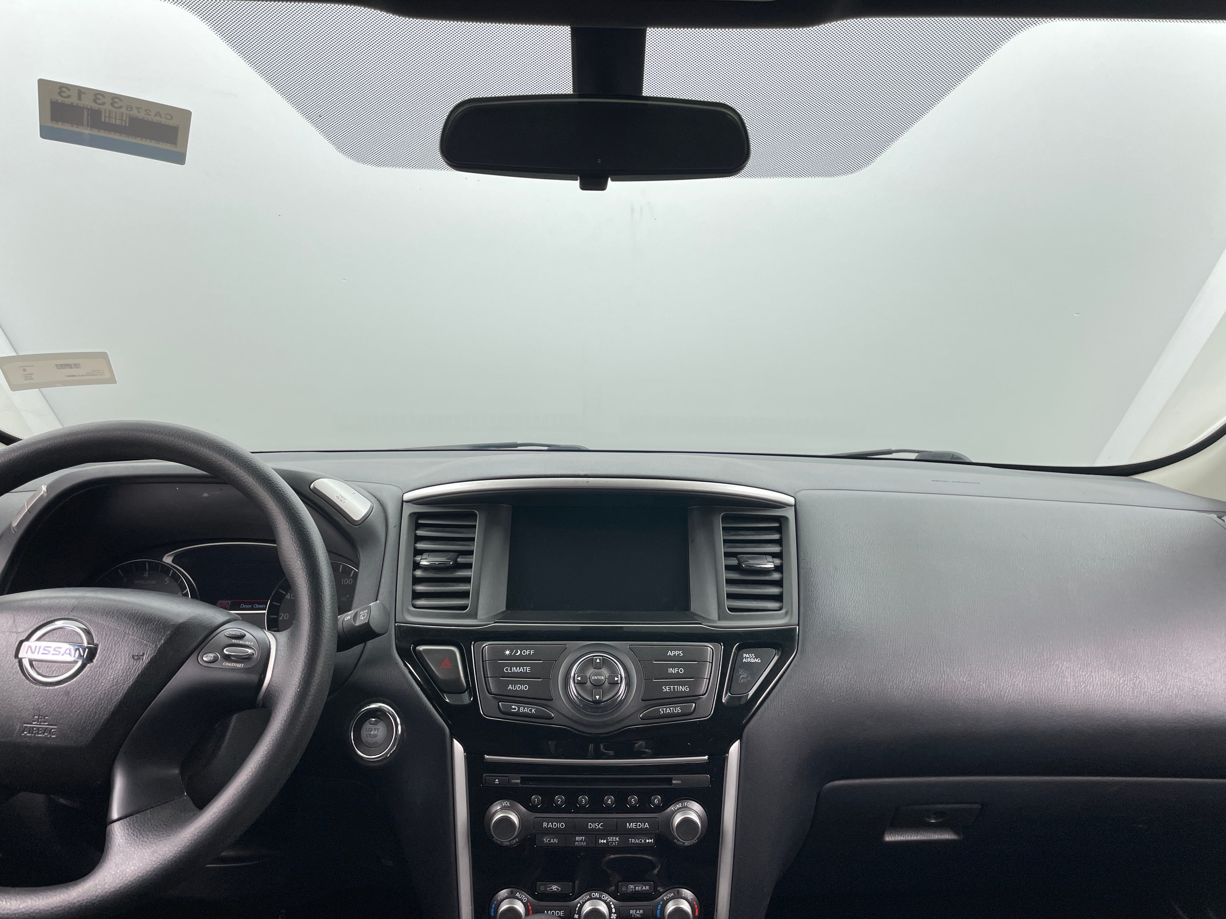 2020 Nissan Pathfinder S 3