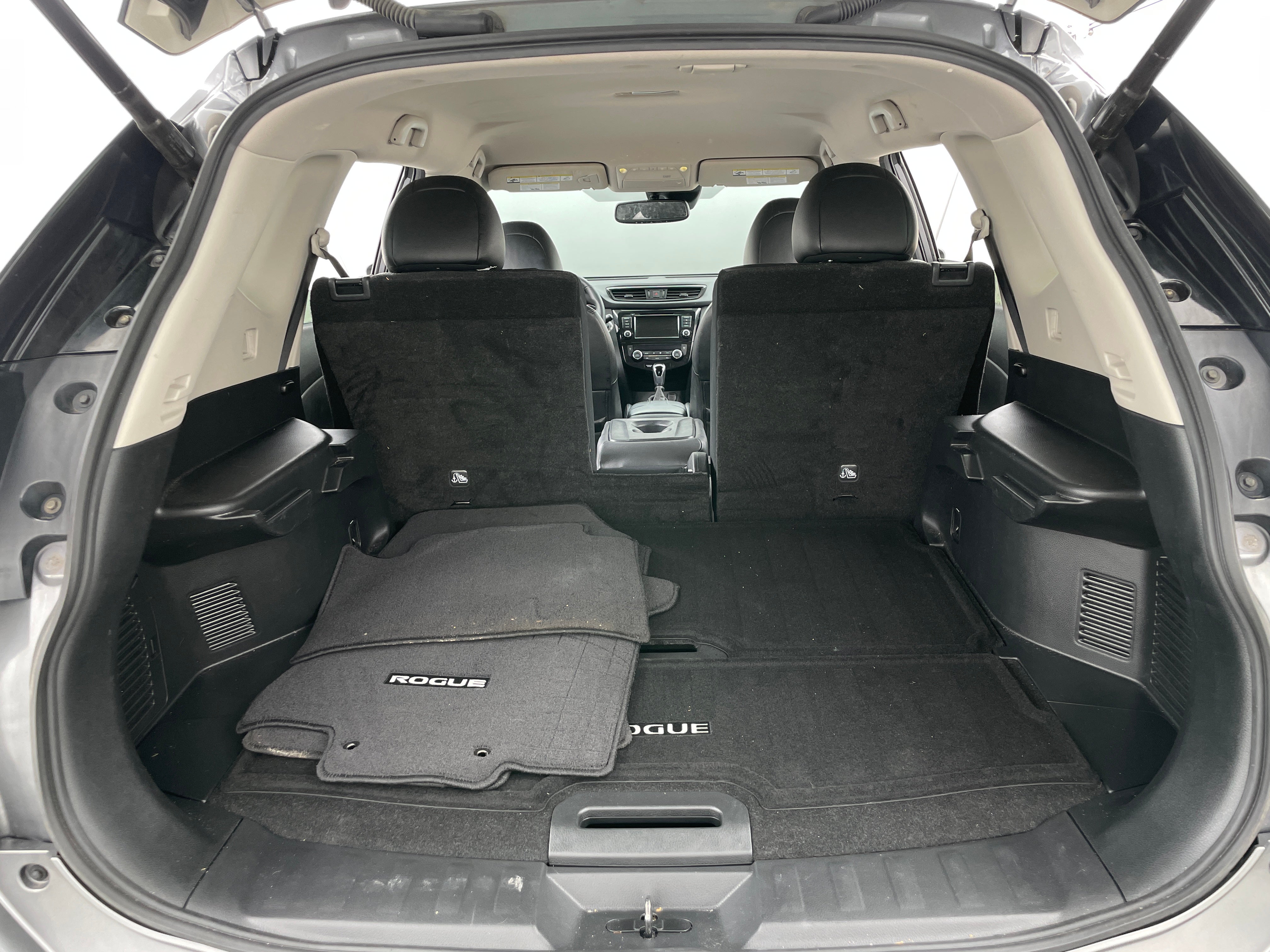 2020 Nissan Rogue SL 6