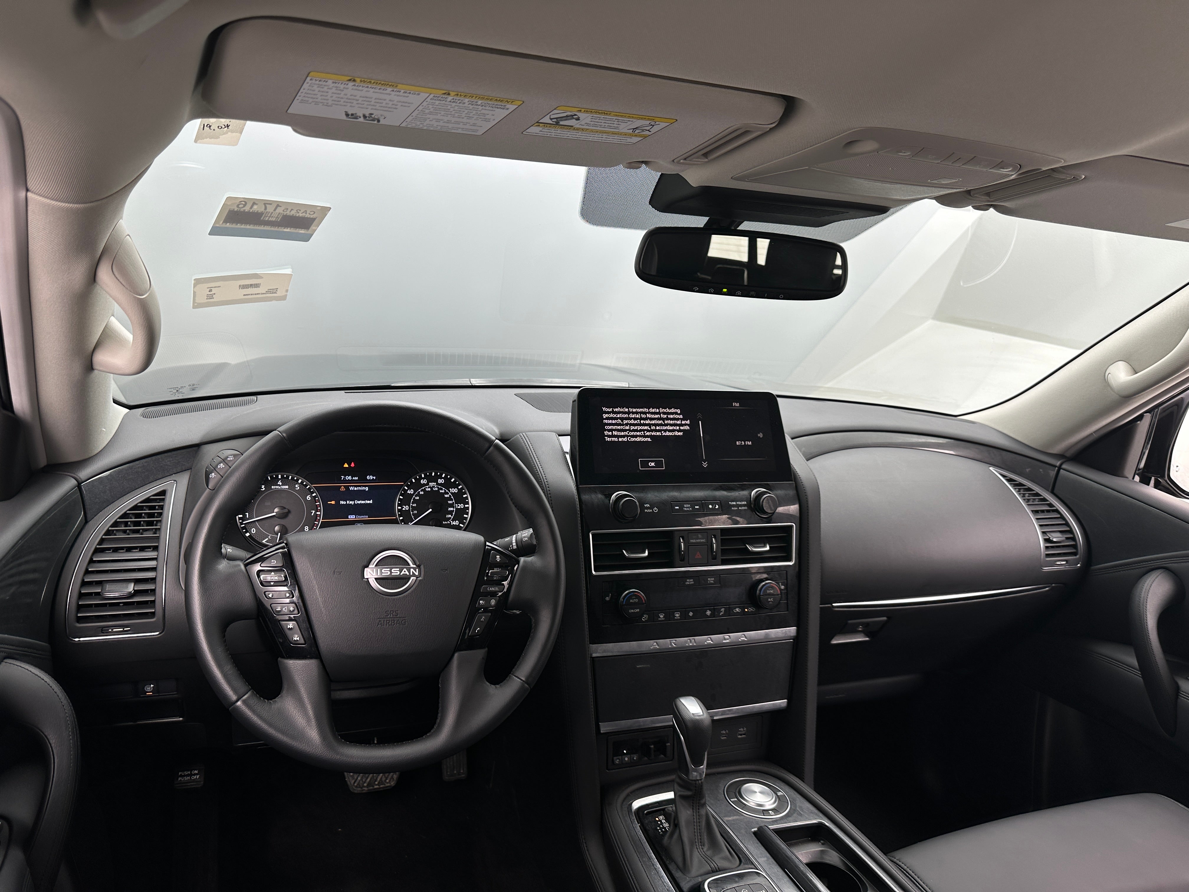 2024 Nissan Armada SV 2
