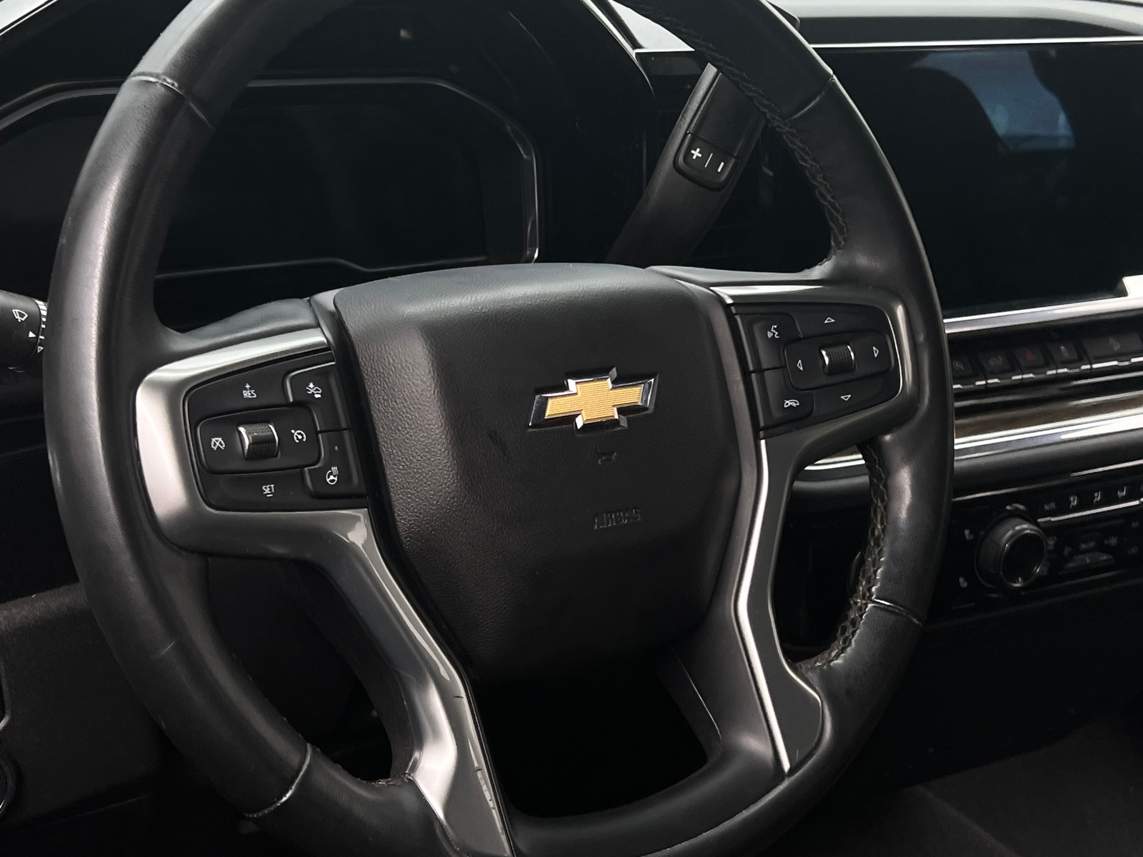 Thumbnail: 2023 Chevrolet Silverado 1500 - 5