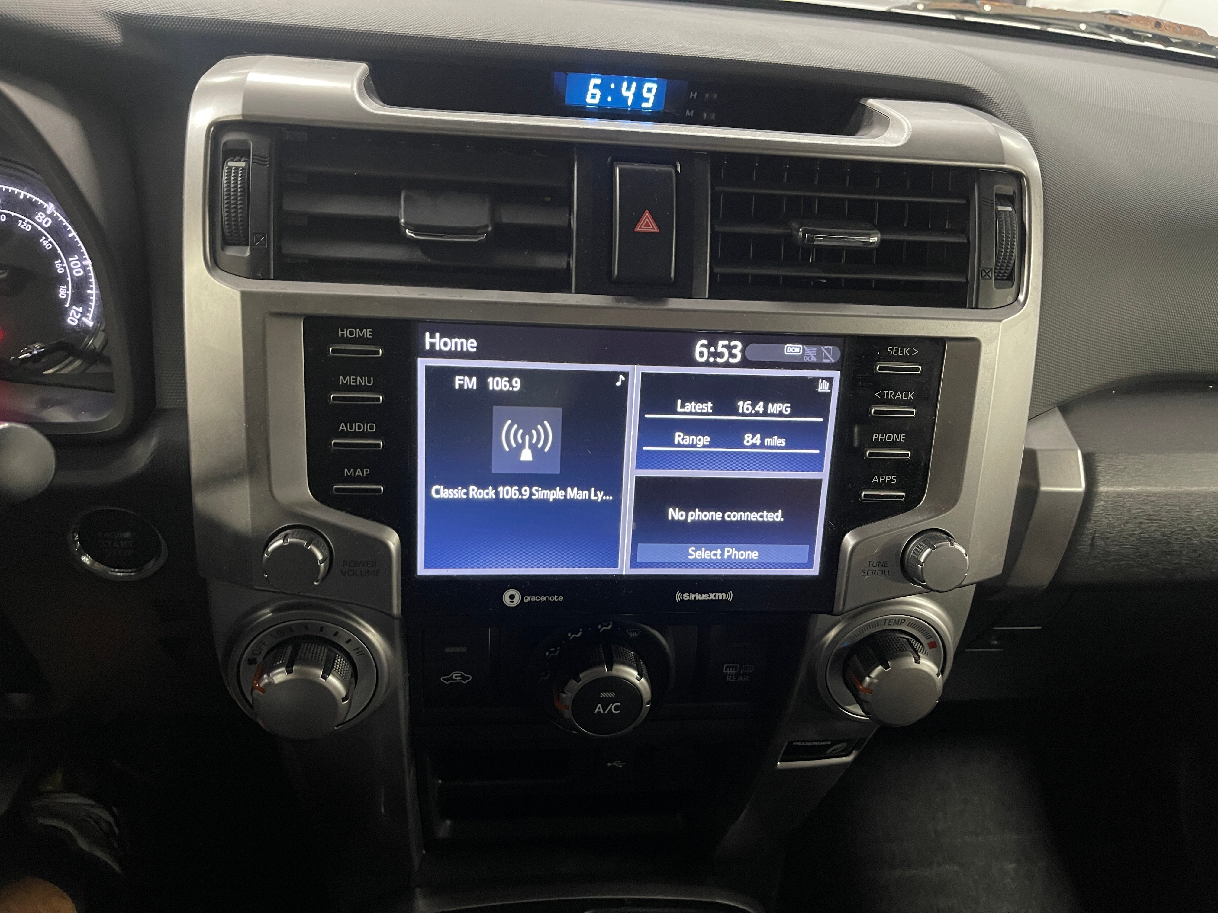 2021 Toyota 4Runner SR5 4