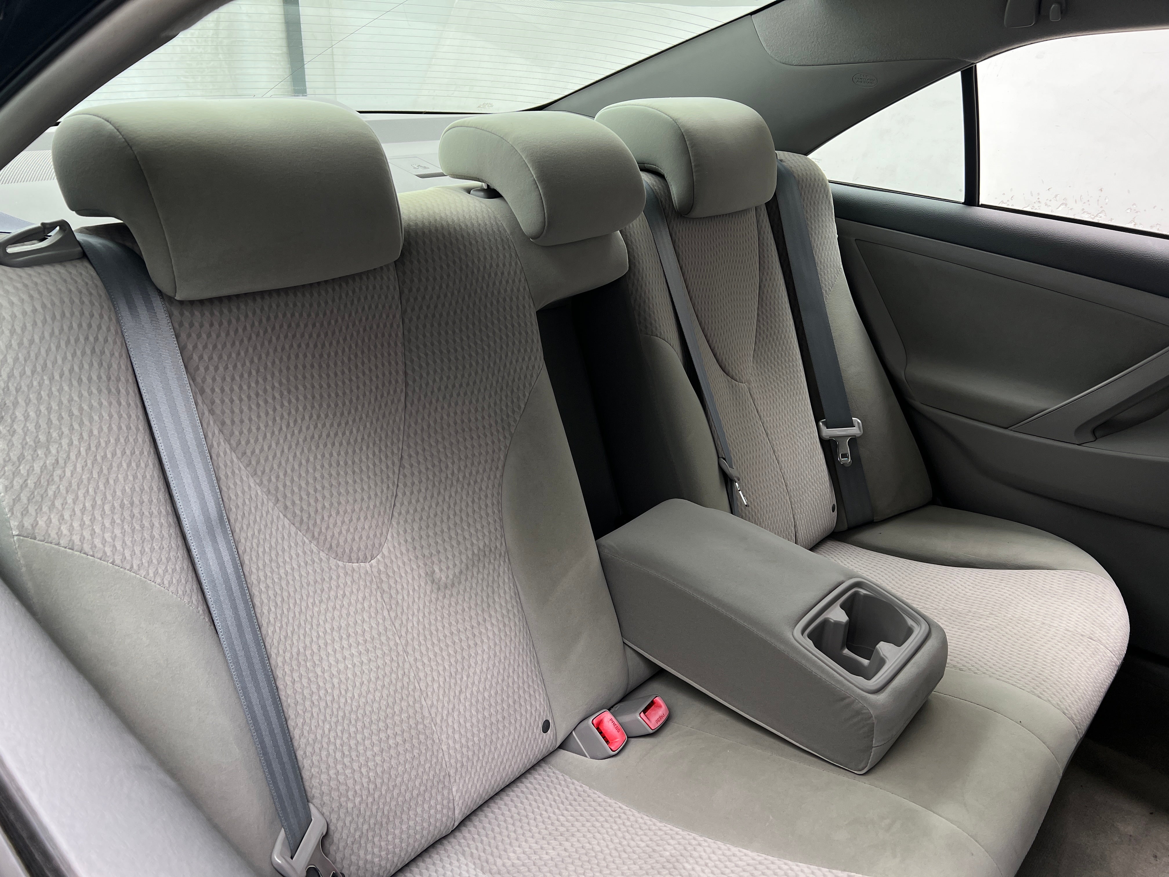 2011 Toyota Camry LE 6