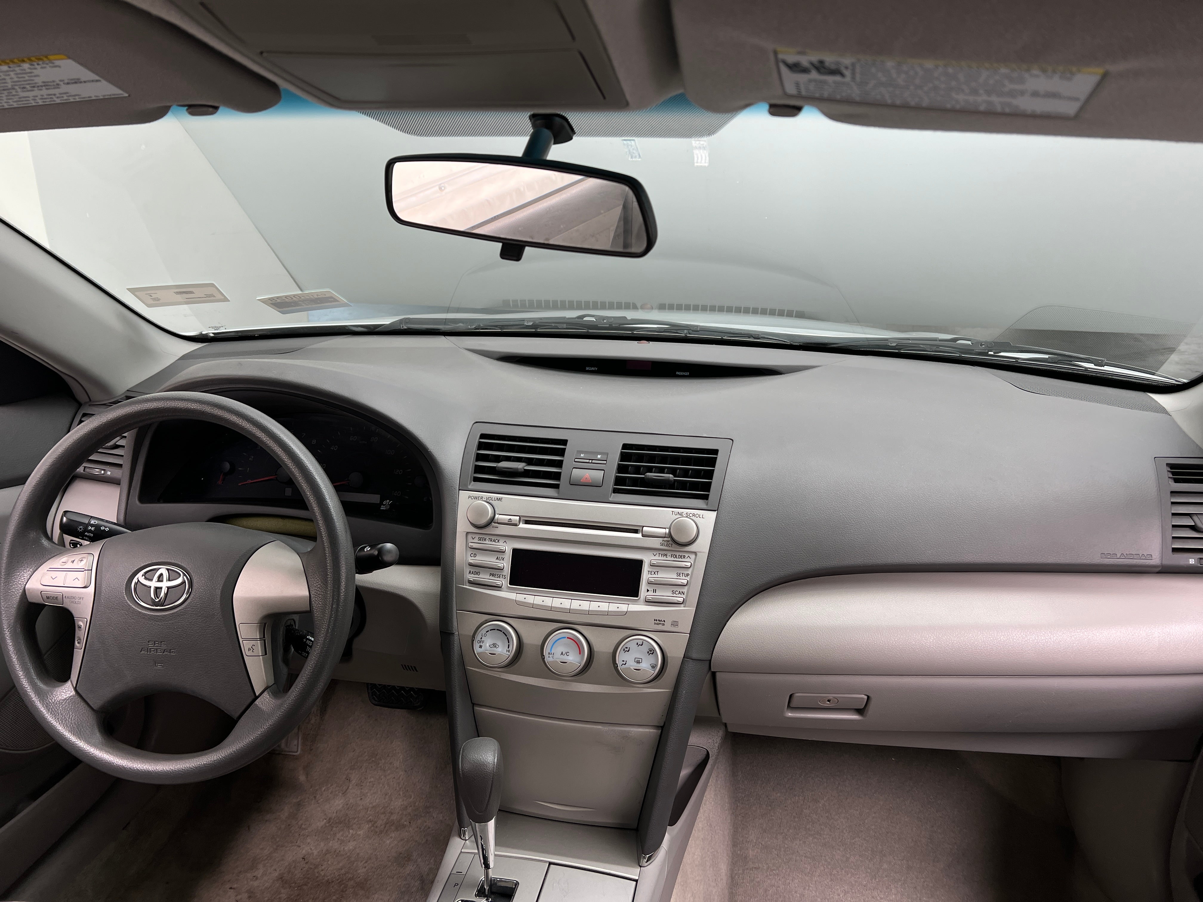2011 Toyota Camry LE 3