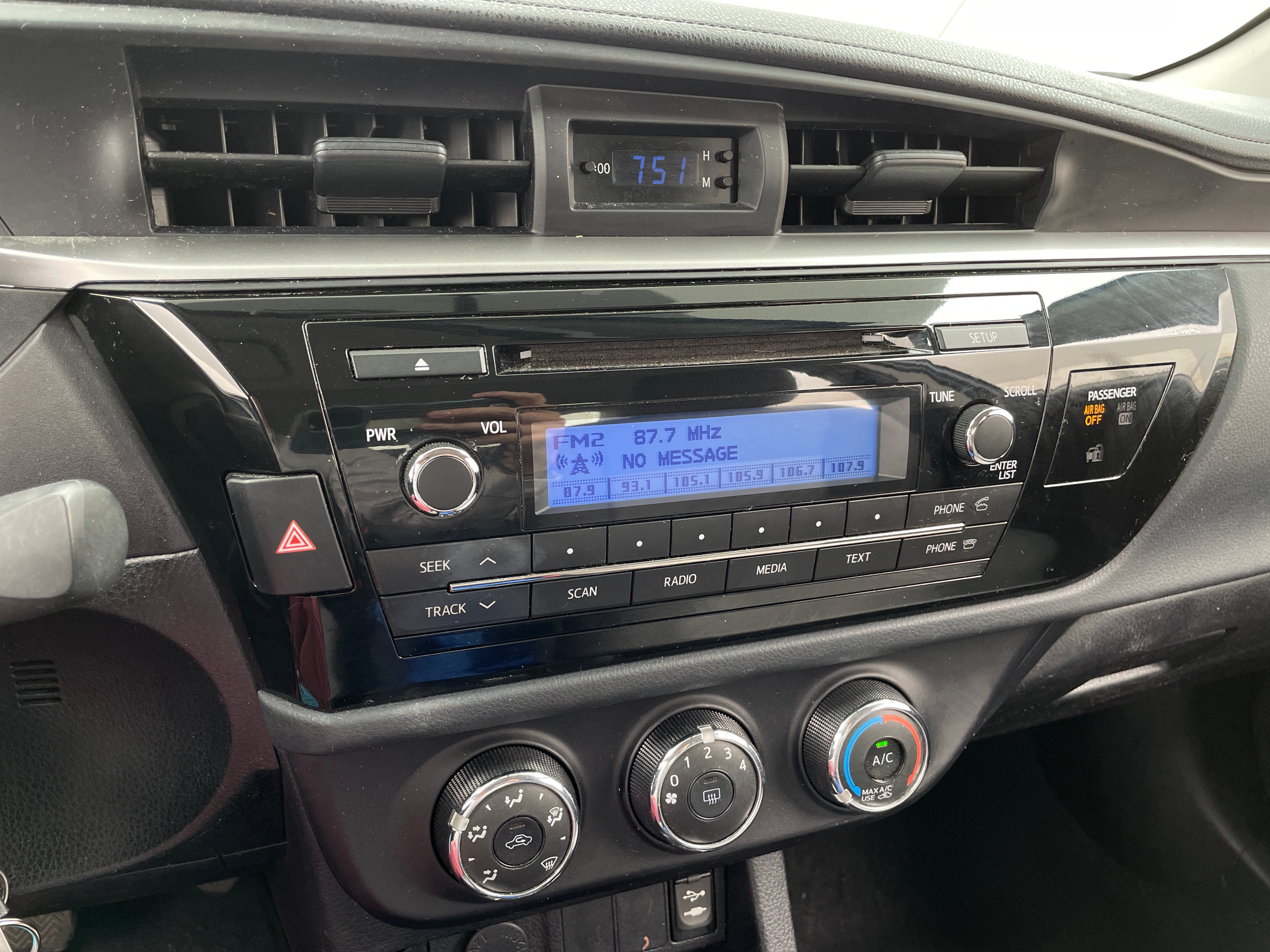 2015 Toyota Corolla L 4
