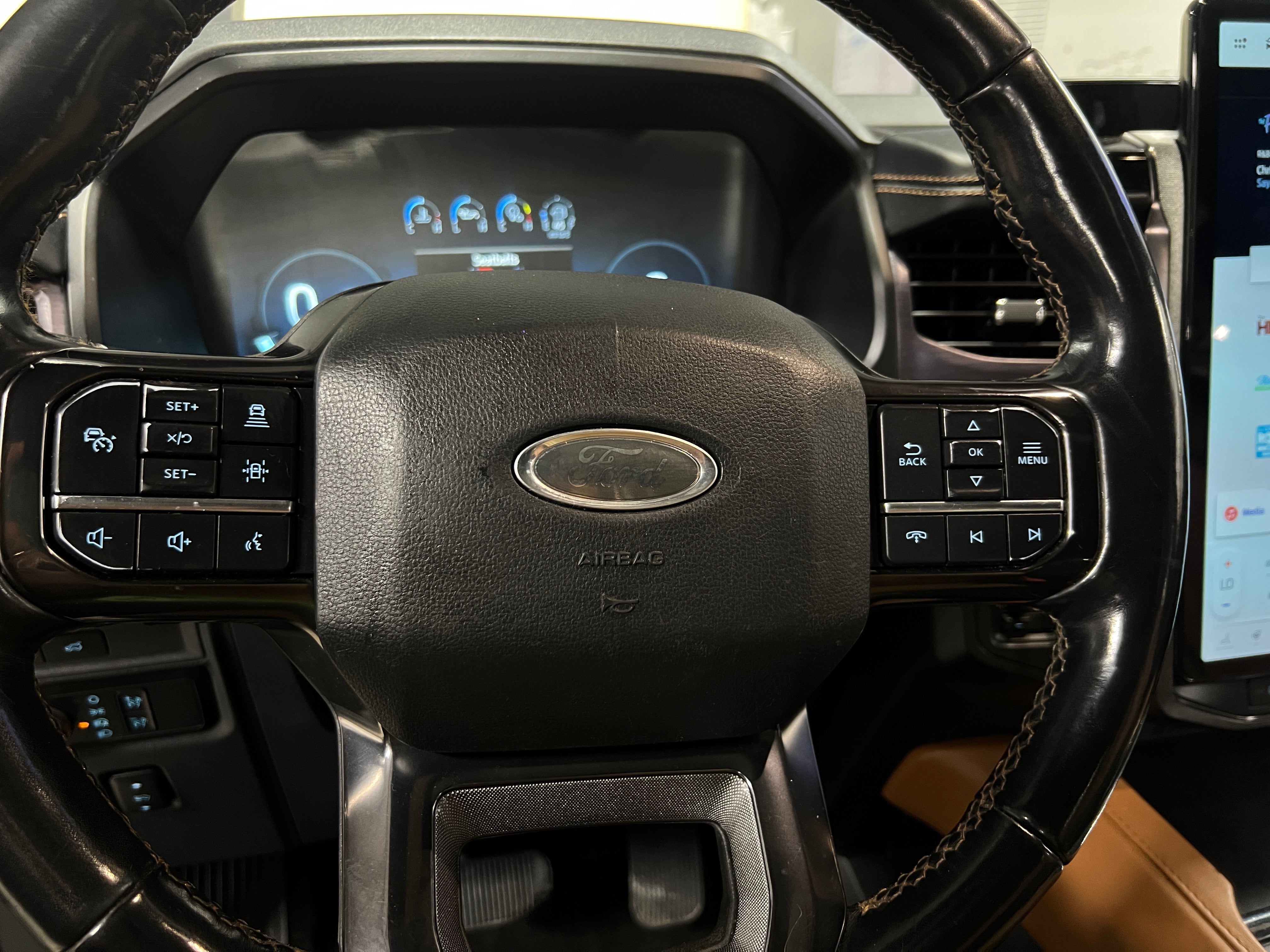 2022 Ford Expedition MAX Platinum 4