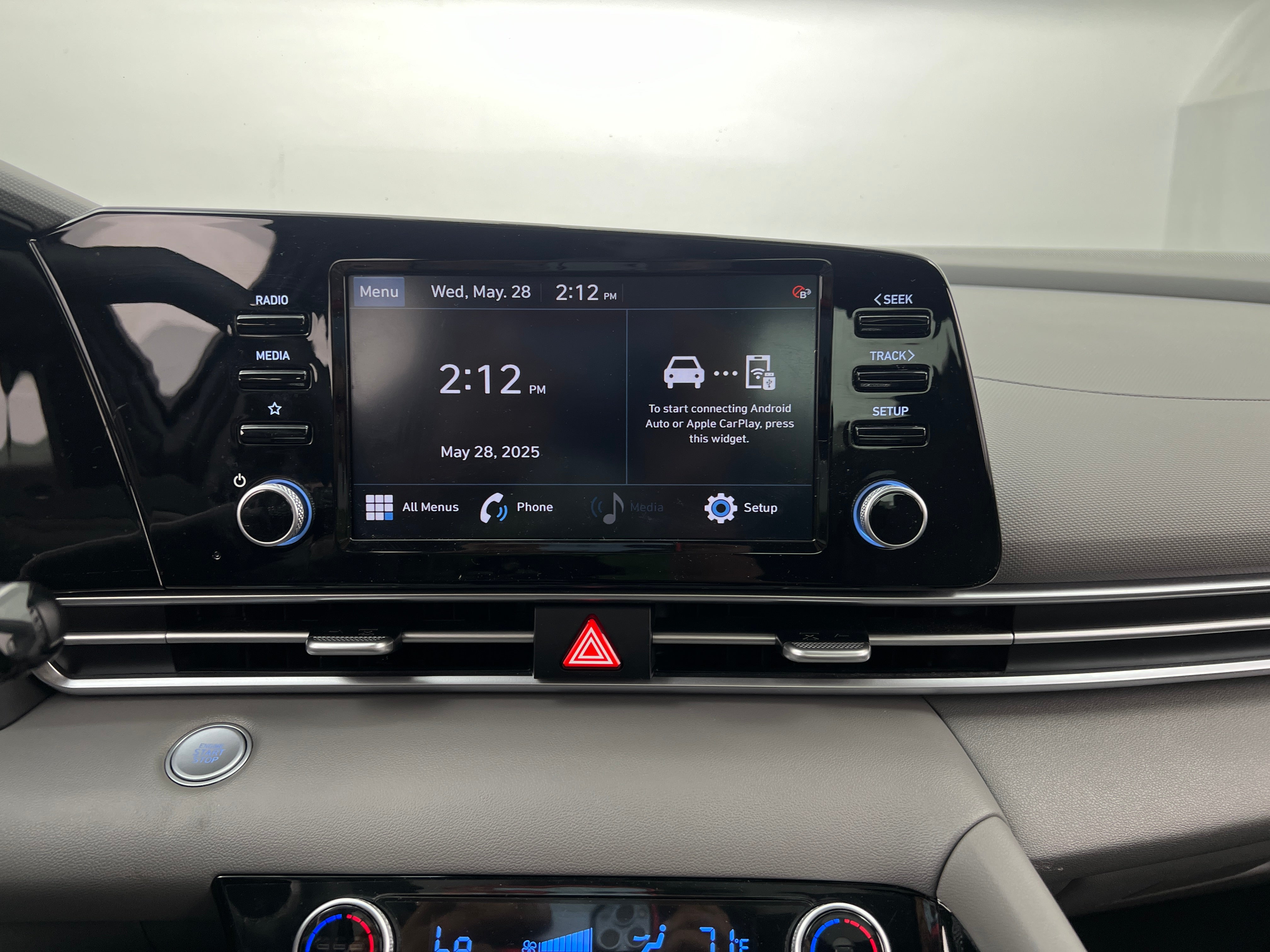 2022 Hyundai Elantra SEL 4