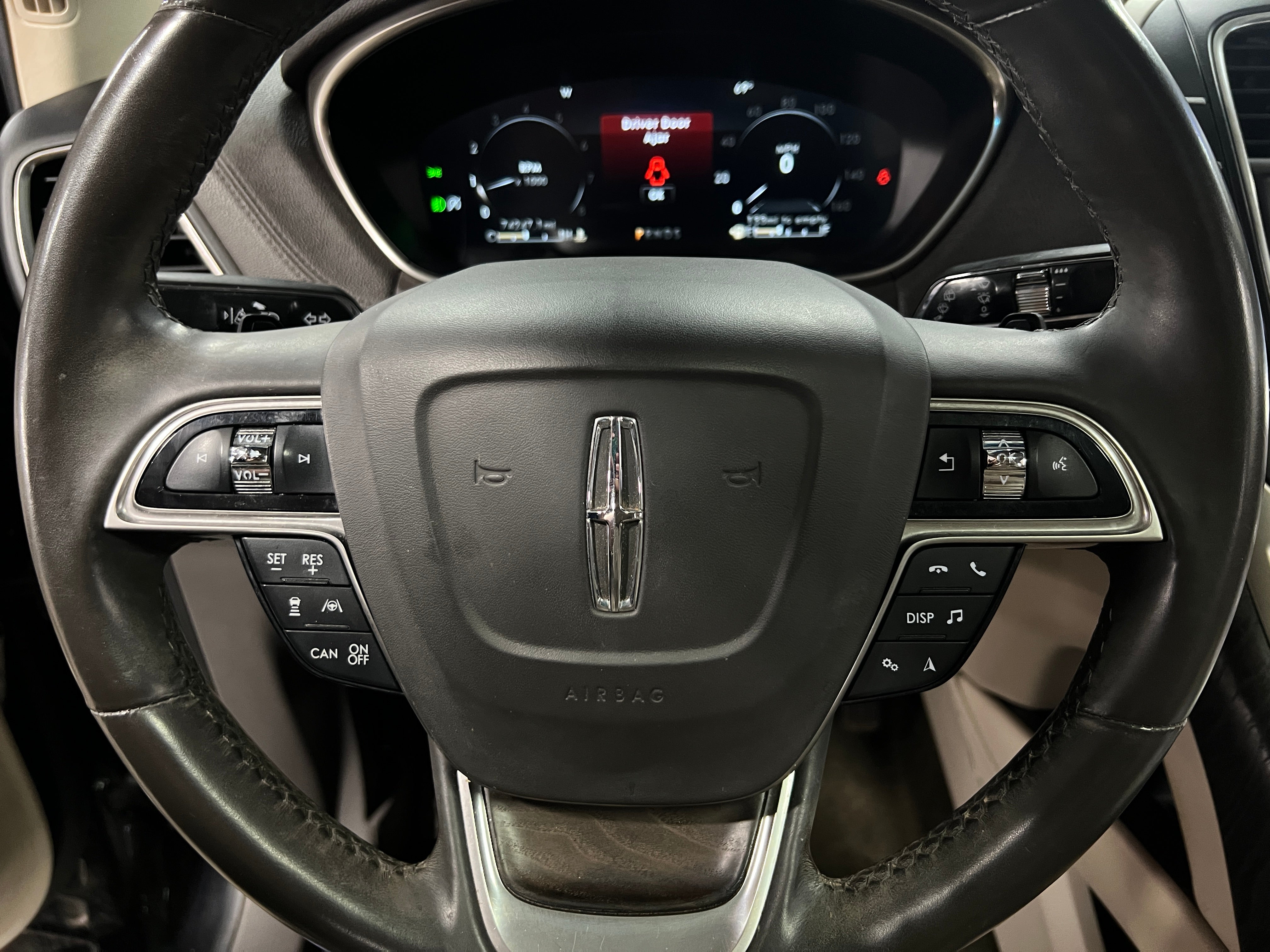 2020 Lincoln Nautilus Reserve 4