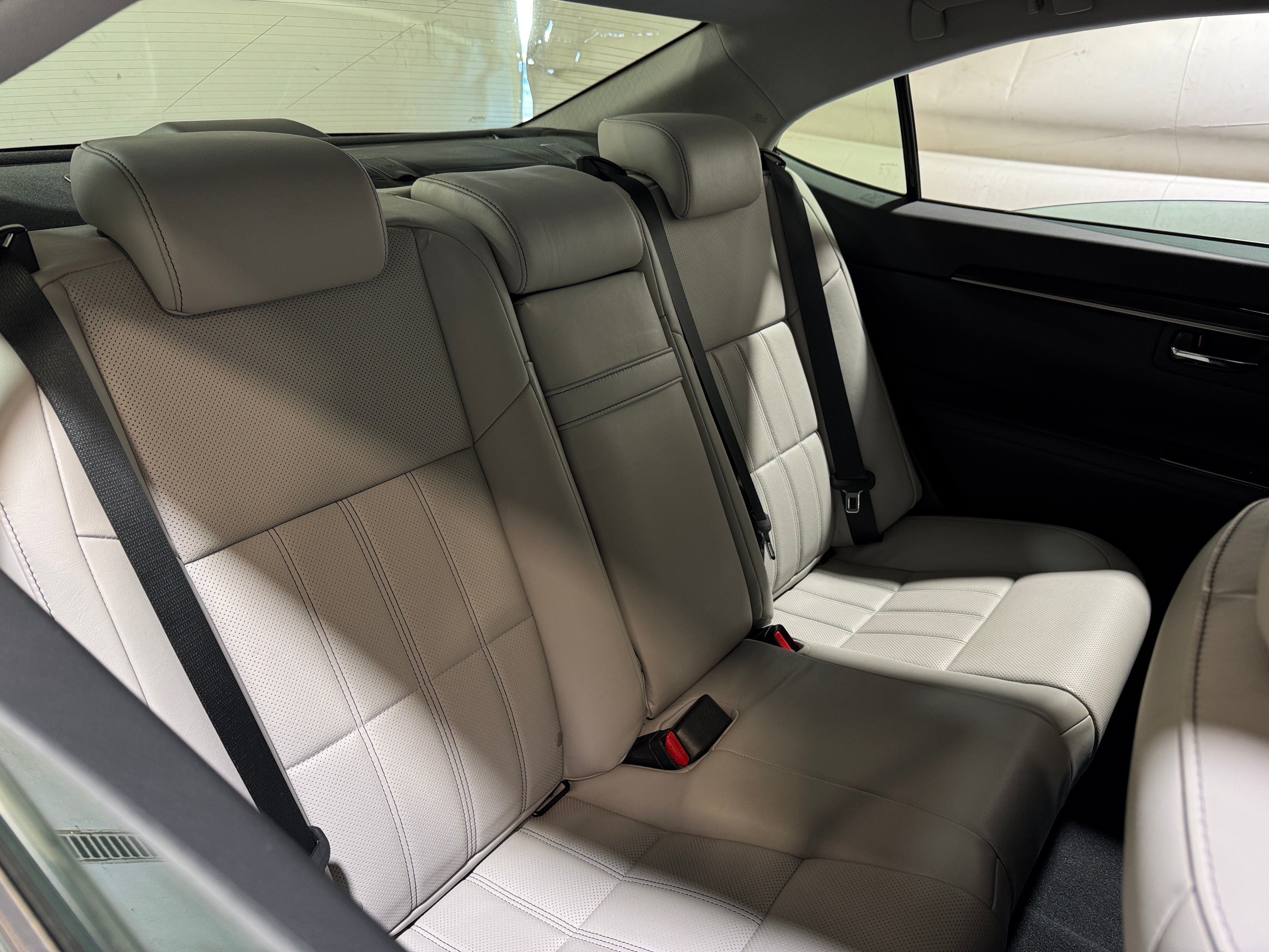 2017 Lexus ES 350 5