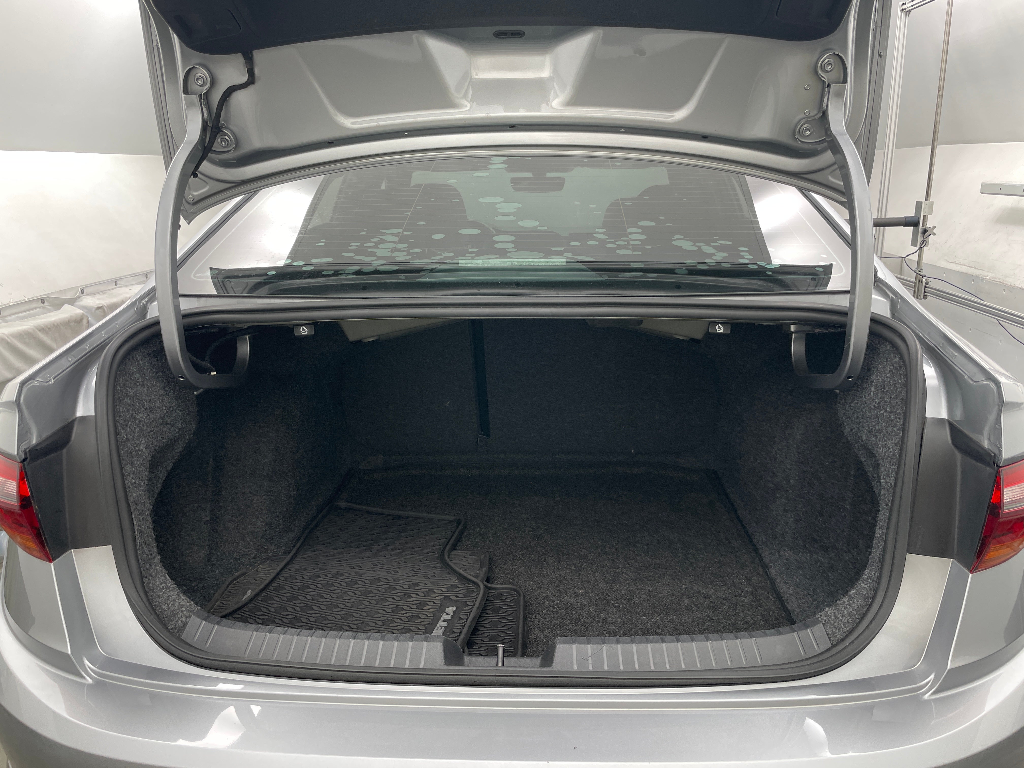 2019 Volkswagen Jetta R-Line 6