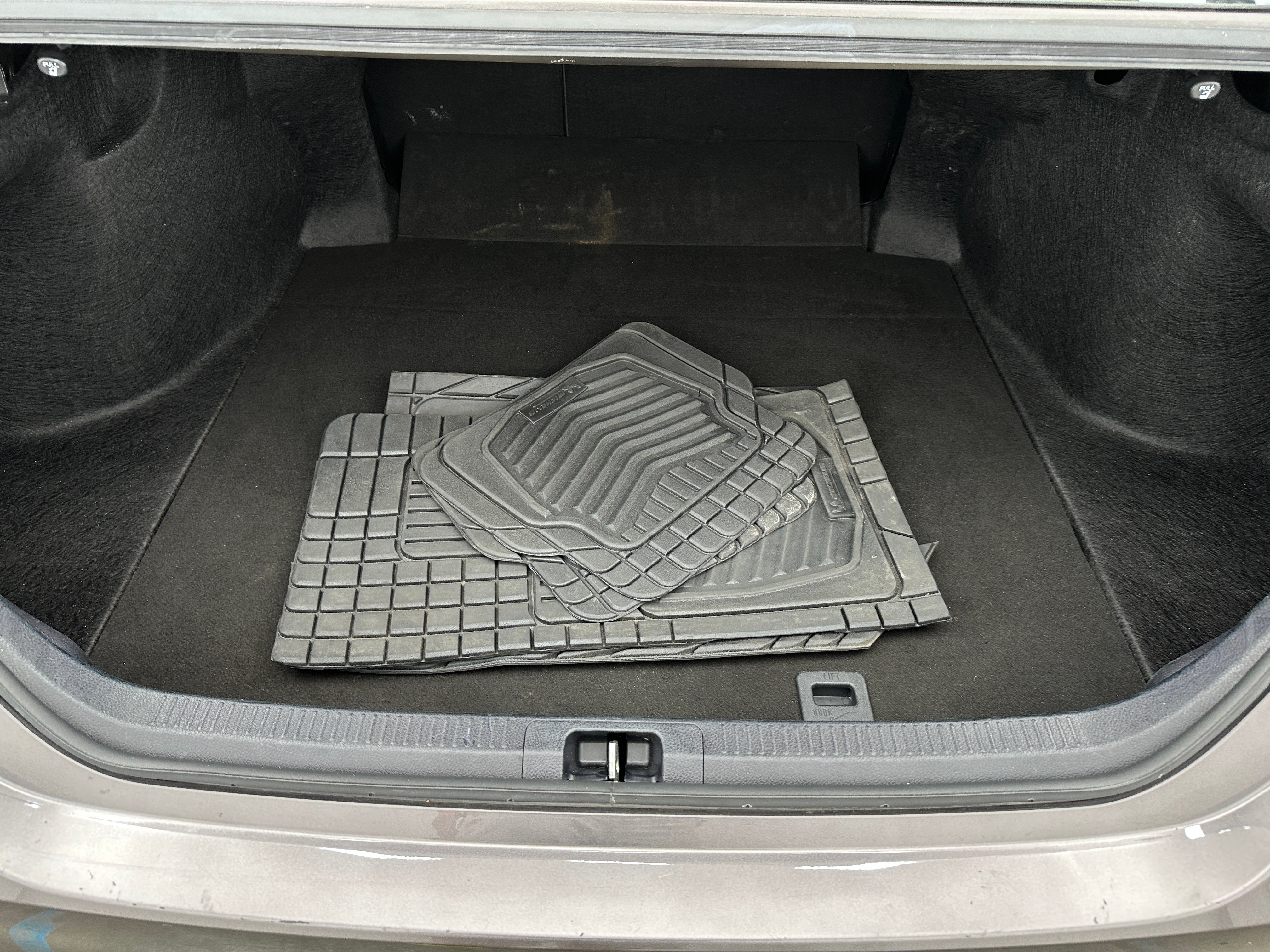 2024 Toyota Camry LE 7