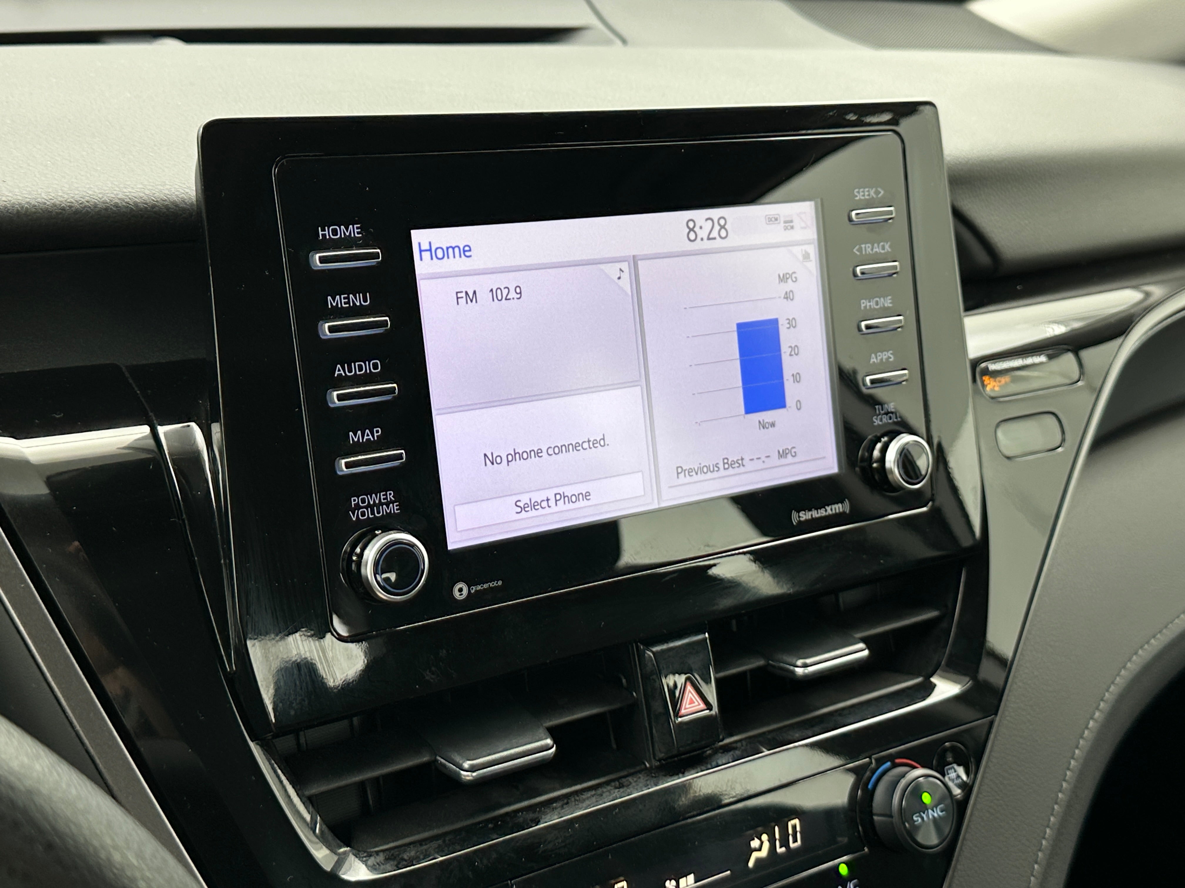 2024 Toyota Camry LE 4