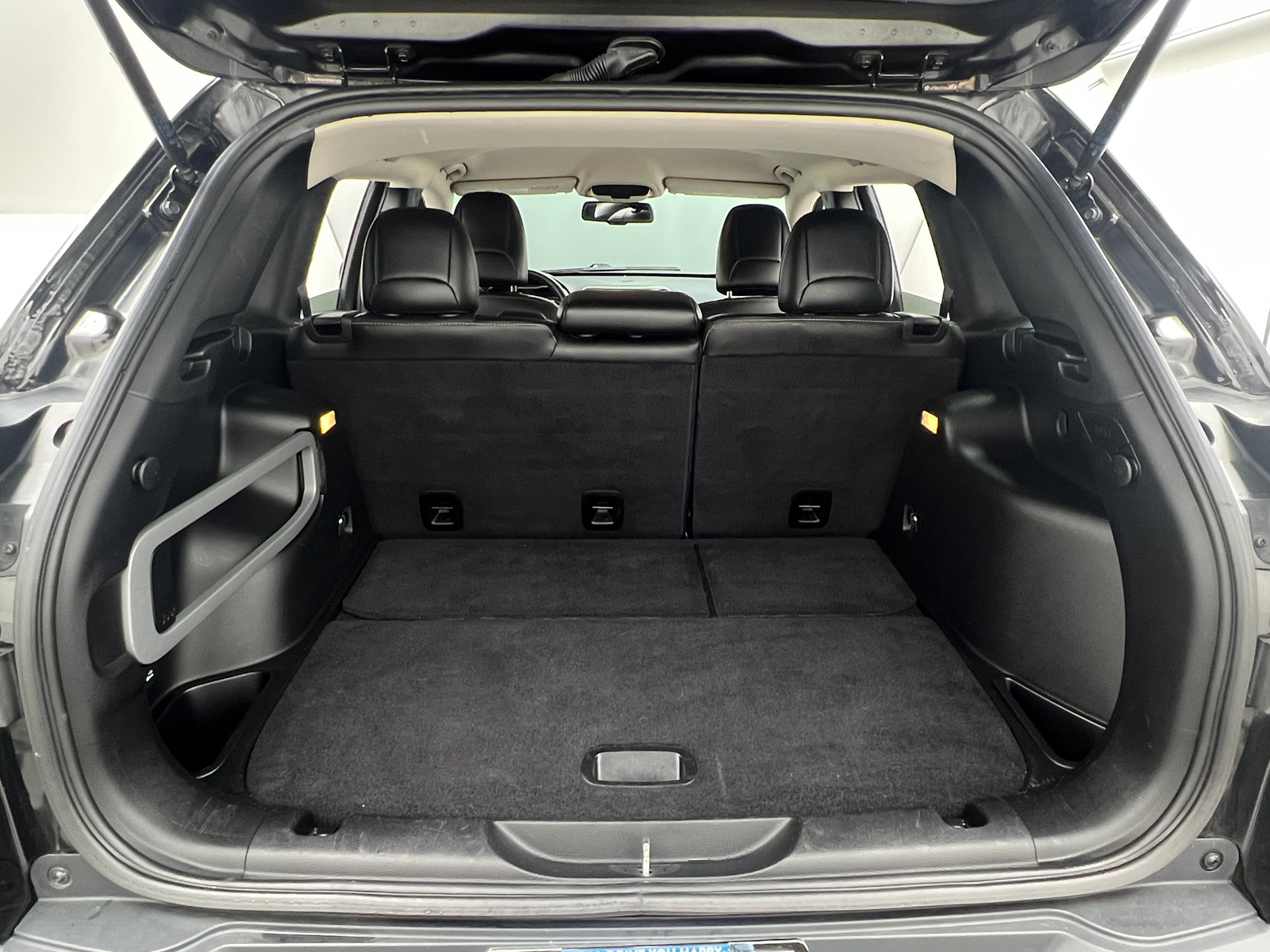 Thumbnail: 2016 Jeep Cherokee - 6