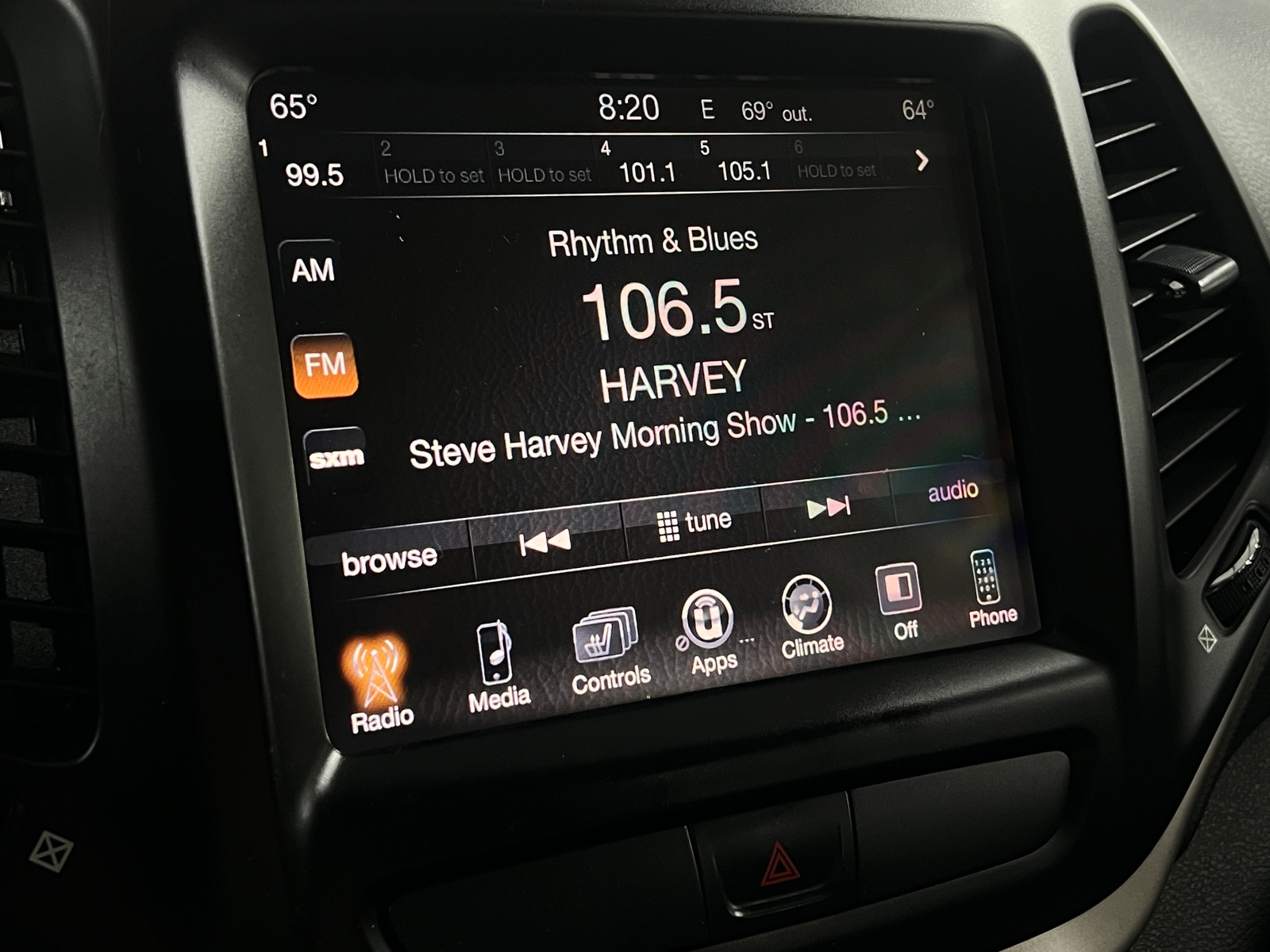 Thumbnail: 2016 Jeep Cherokee - 3