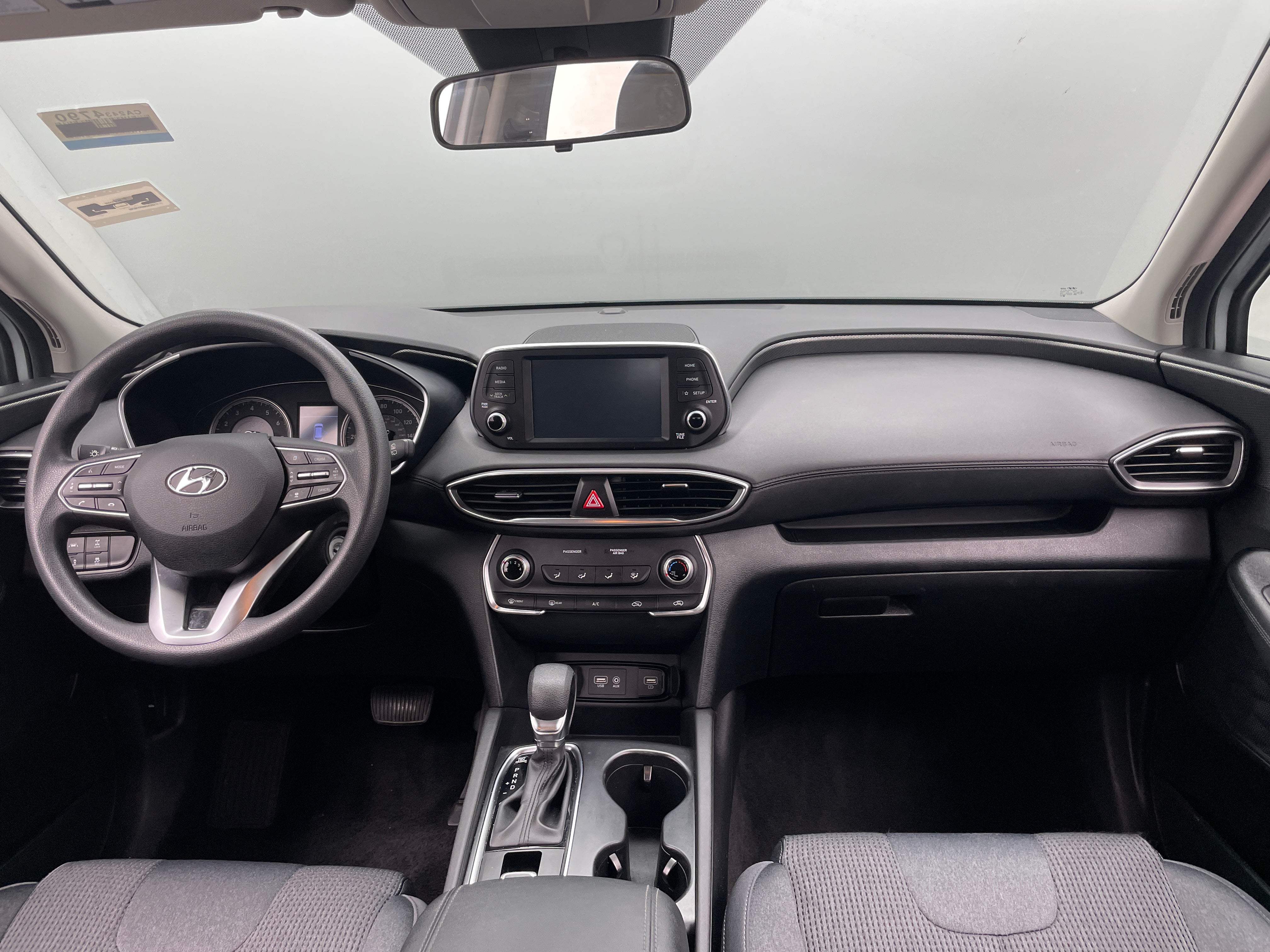 2019 Hyundai Santa Fe SE 3