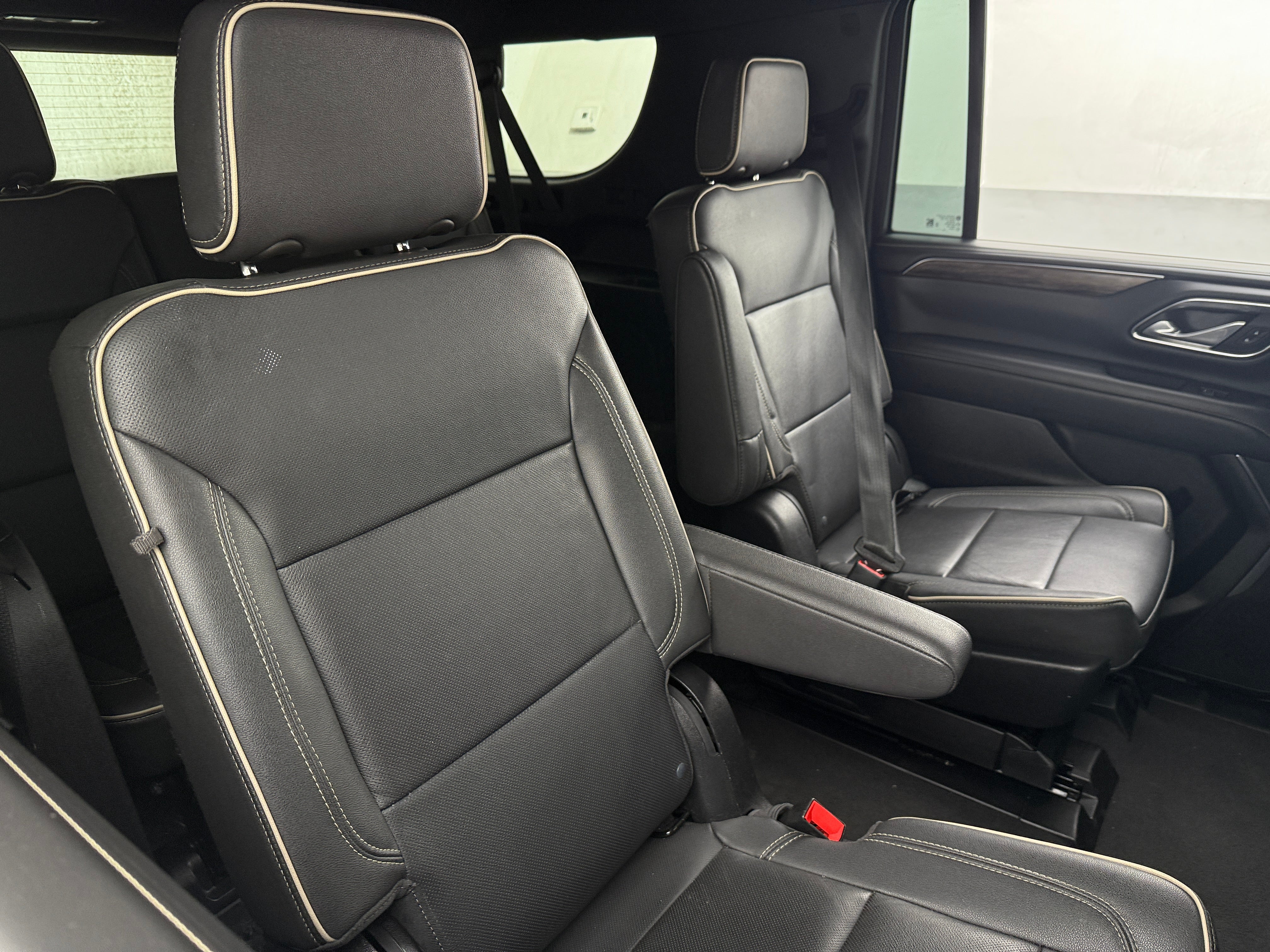 2023 Chevrolet Suburban Premier 5