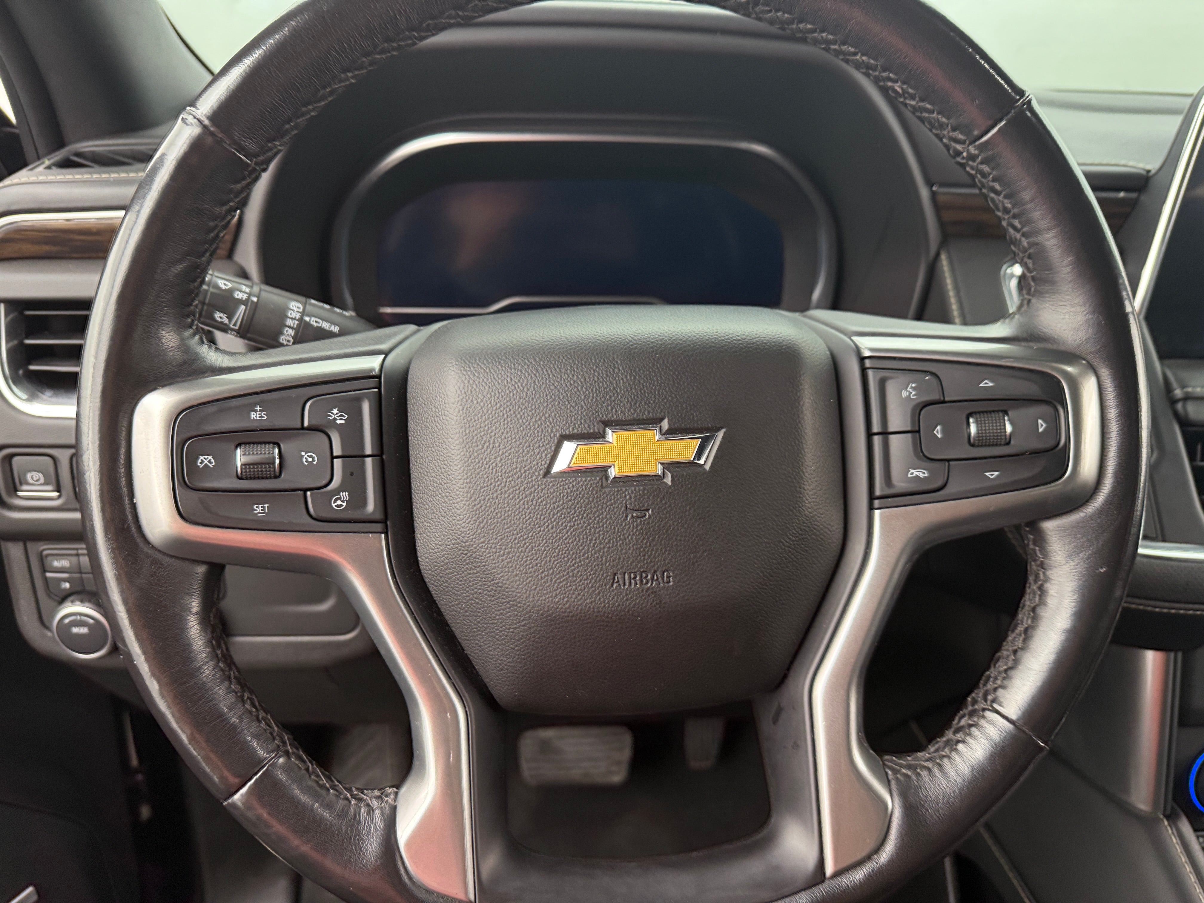 2023 Chevrolet Suburban Premier 4