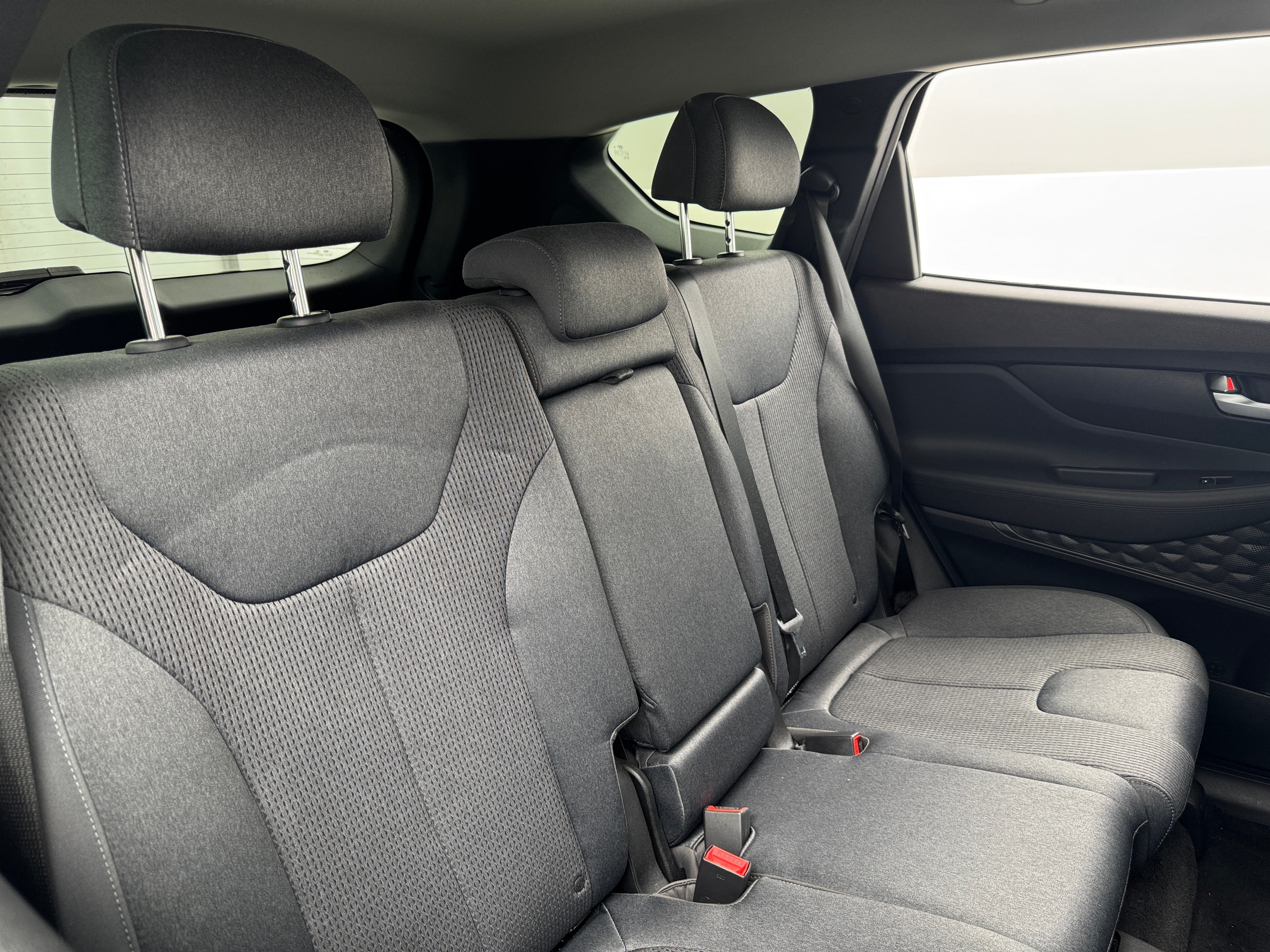 2021 Hyundai Santa Fe SE 6