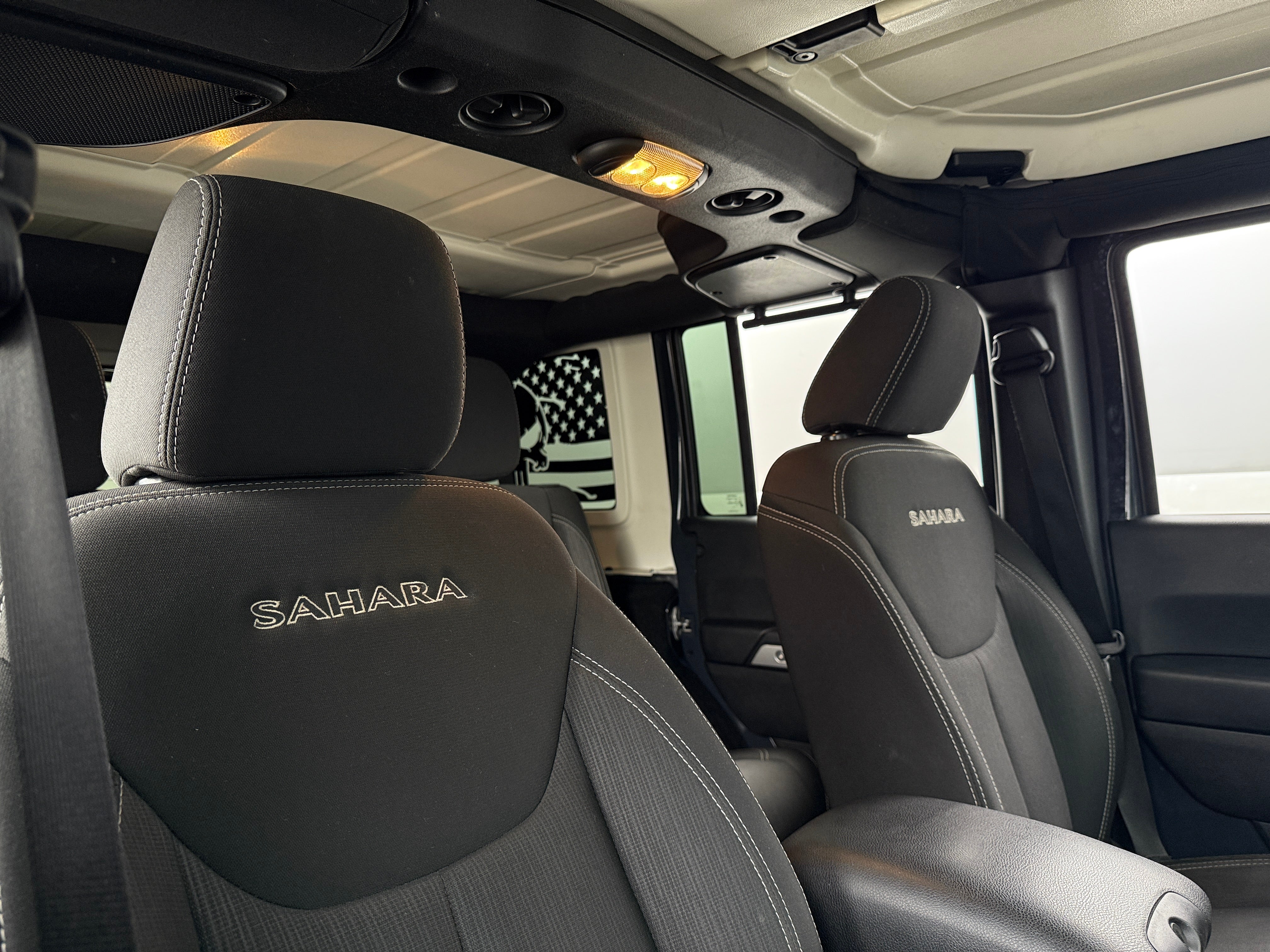 2016 Jeep Wrangler Unlimited Sahara 2