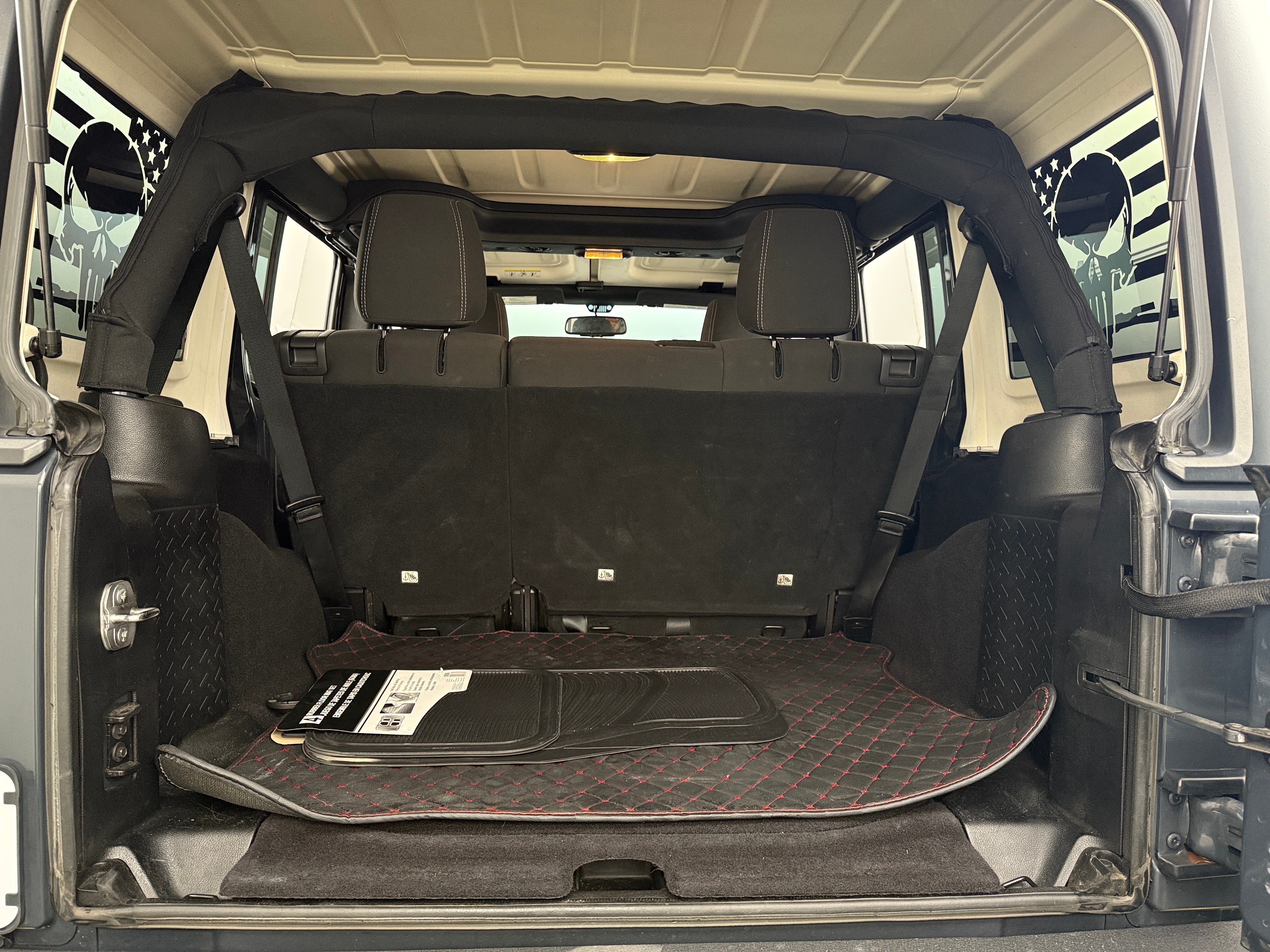 2016 Jeep Wrangler Unlimited Sahara 7