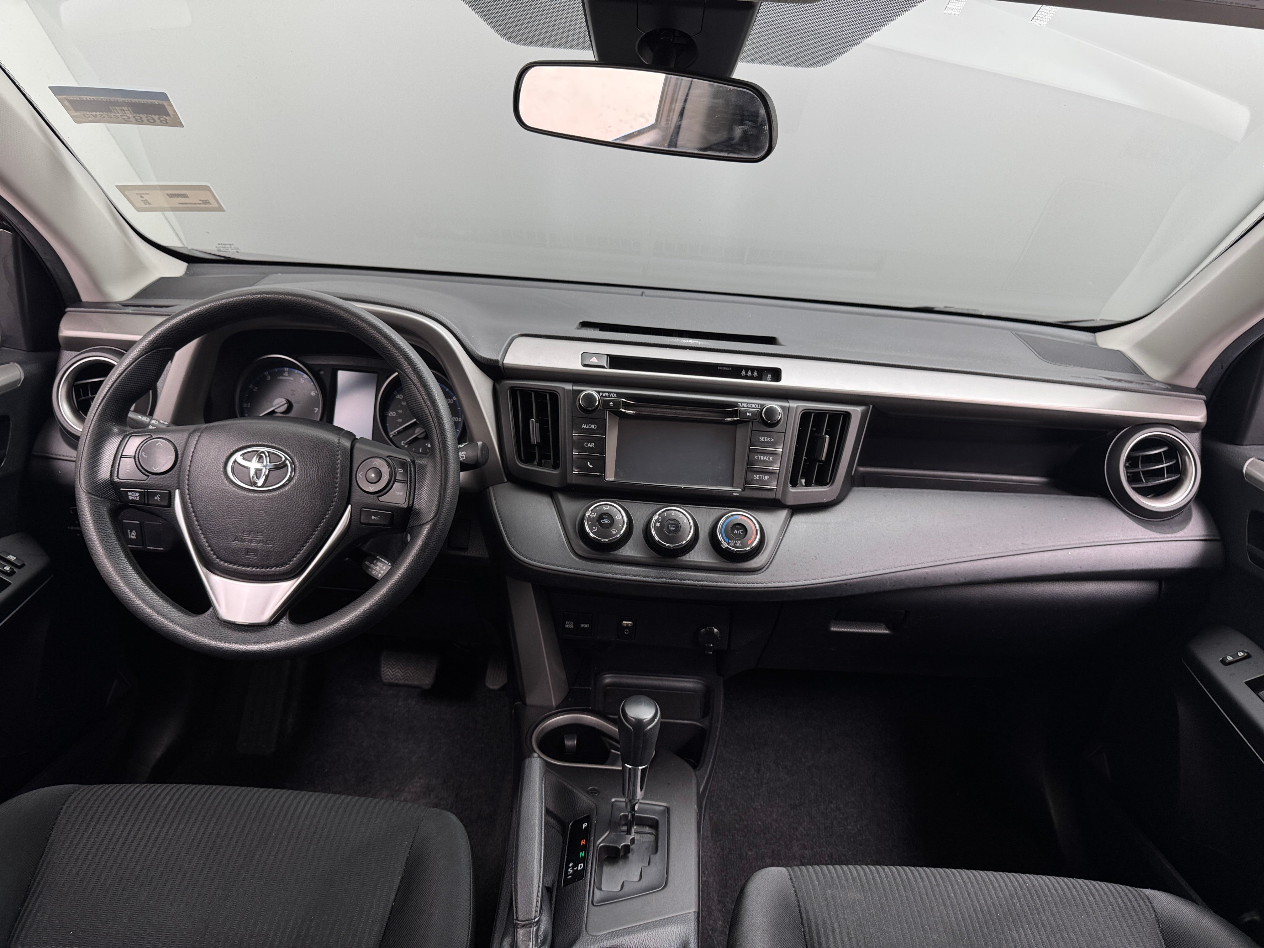 2018 Toyota RAV4 LE 3