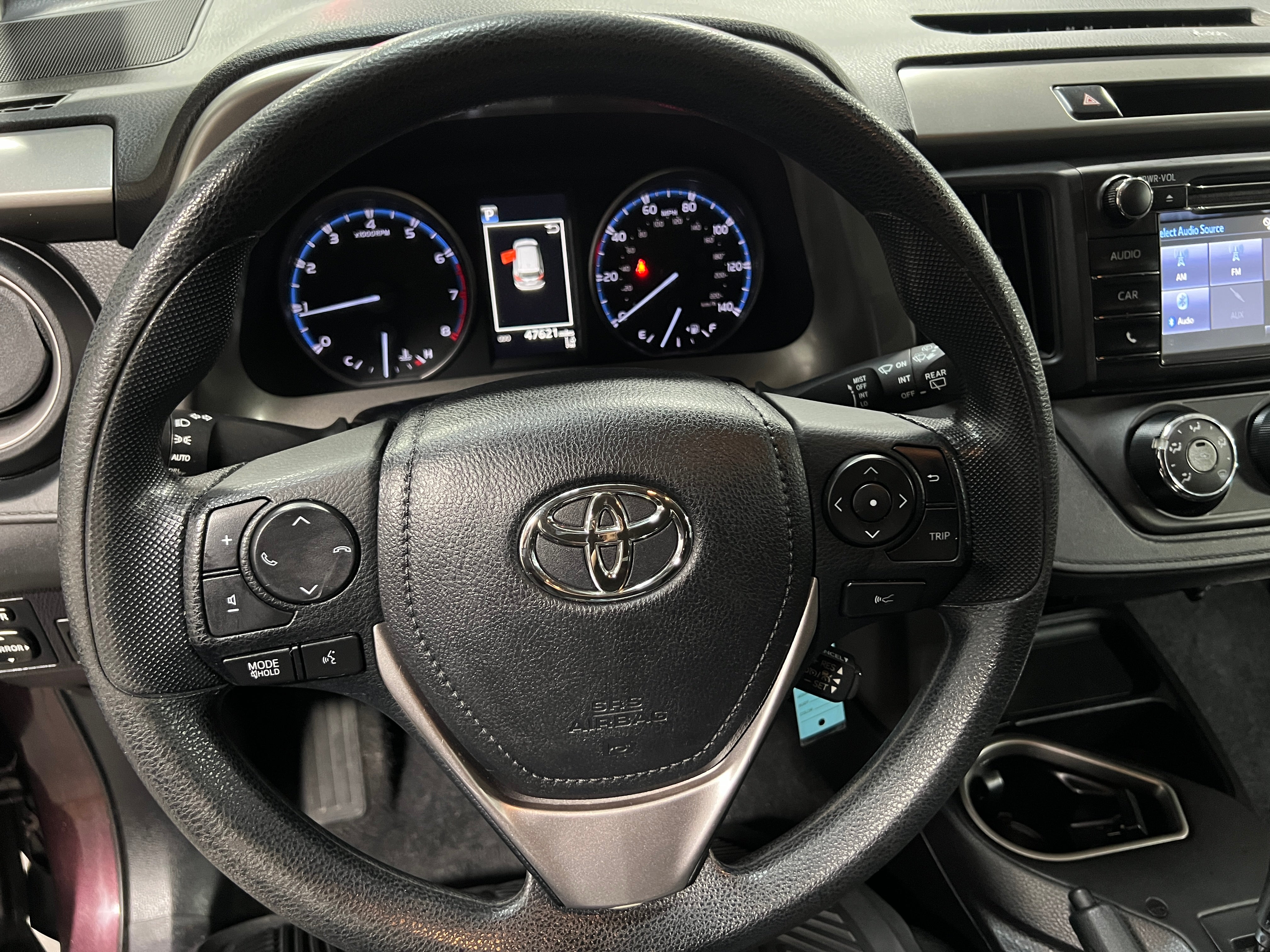 2018 Toyota RAV4 LE 5