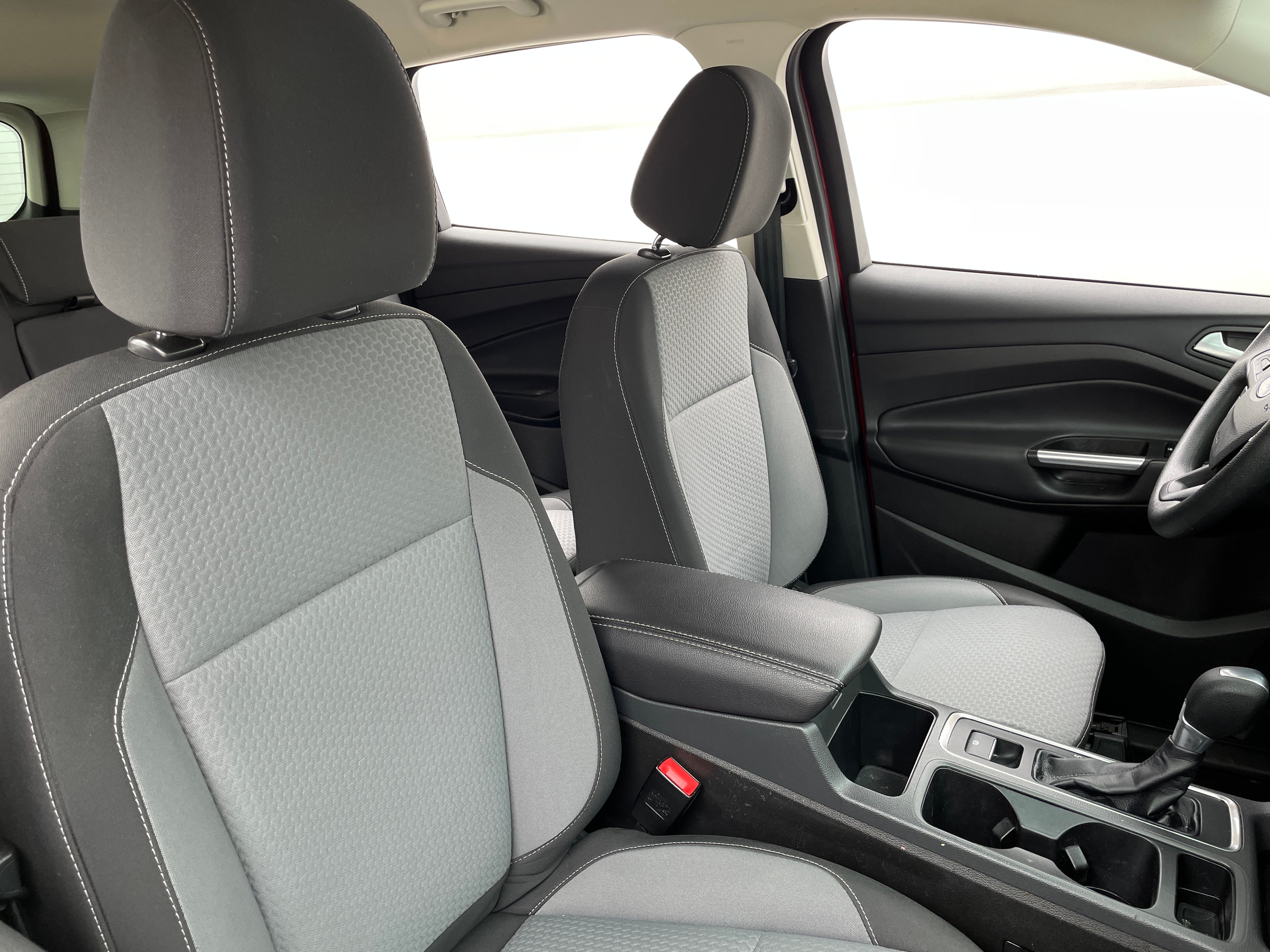 2017 Ford Escape SE 2