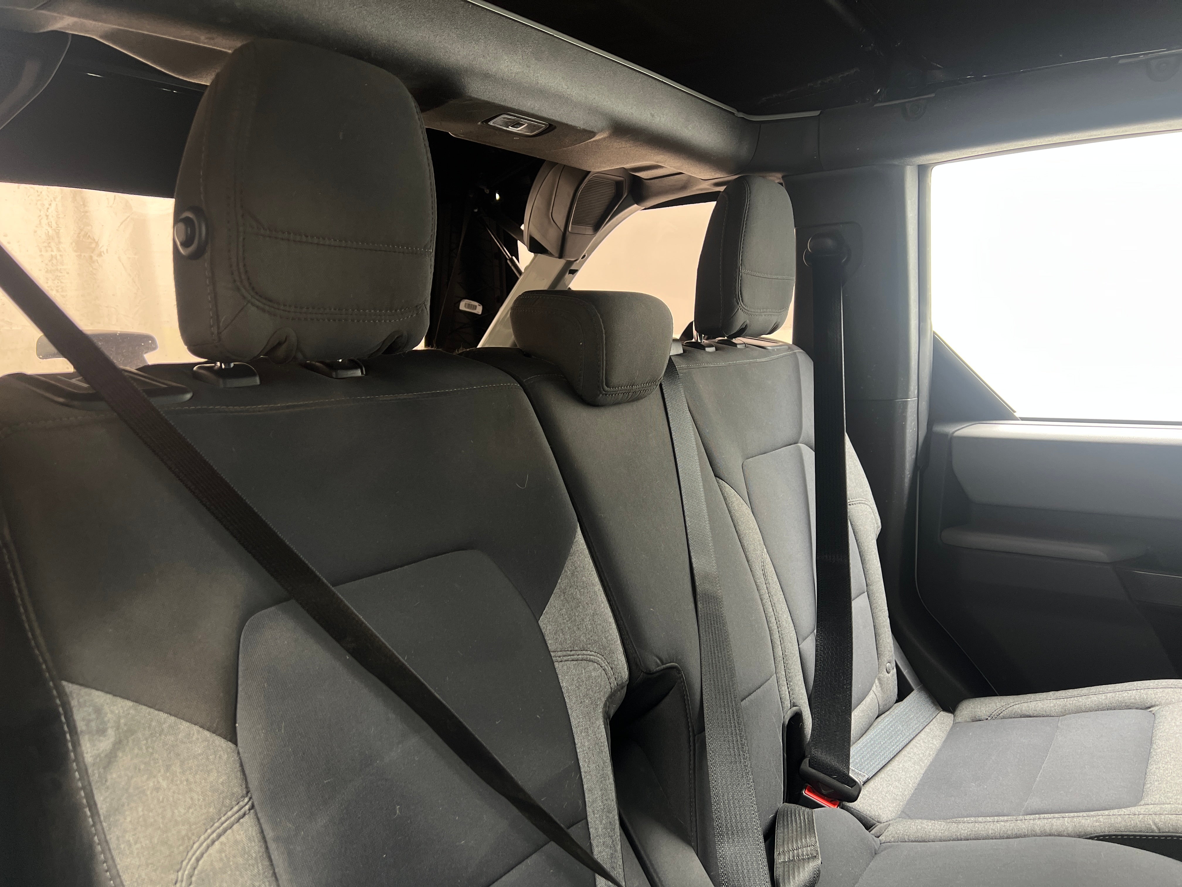 2022 Ford Bronco Base 6