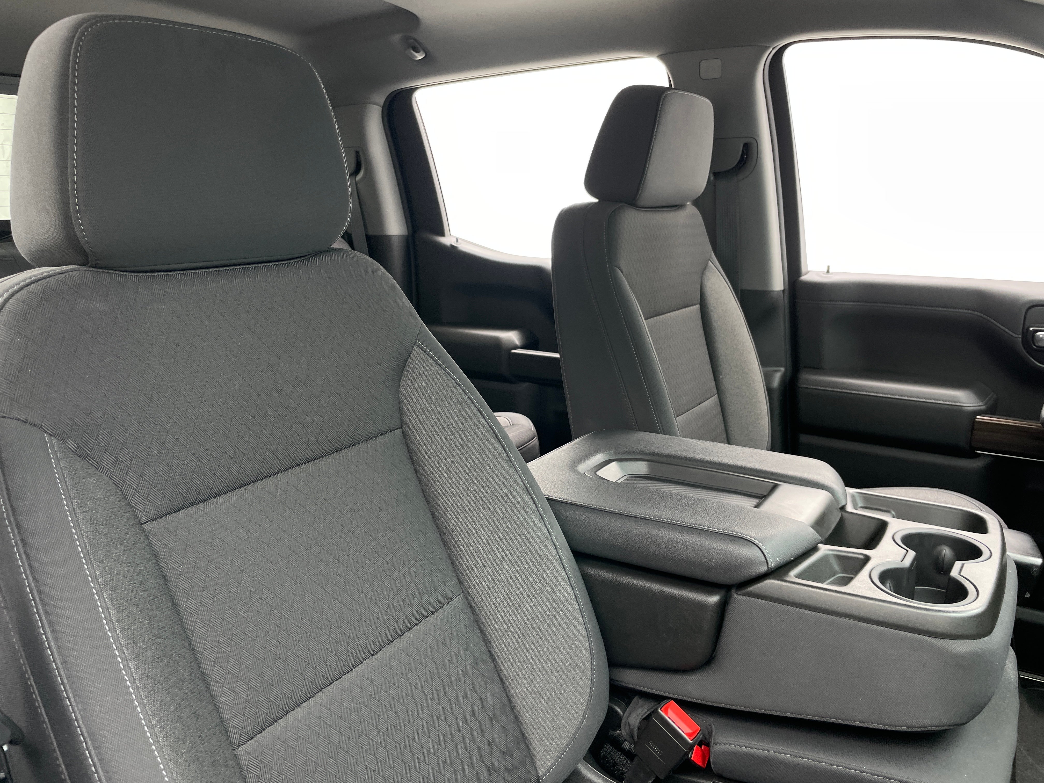 2021 Chevrolet Silverado 1500 LT 2