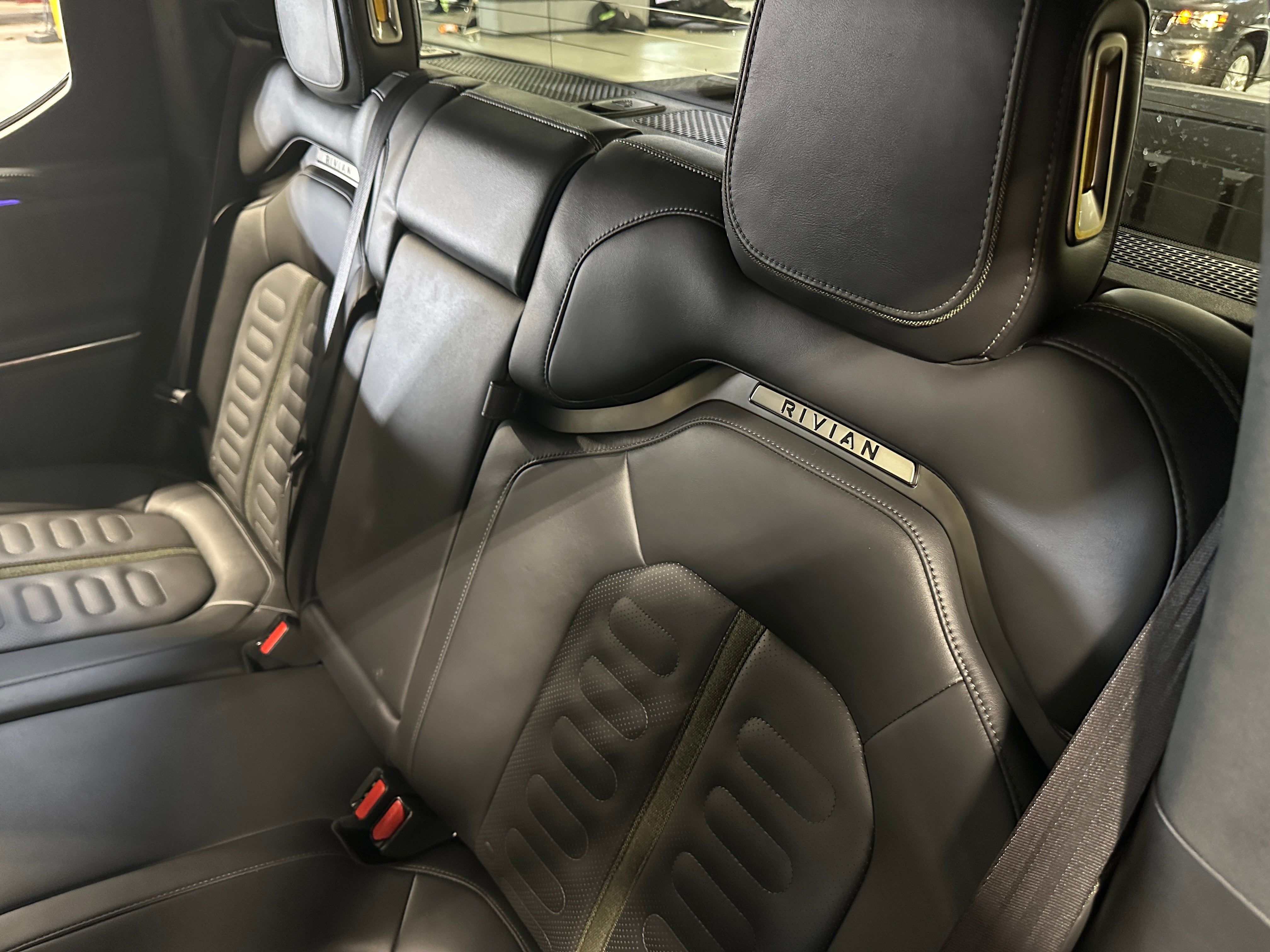2023 Rivian R1T Adventure 5