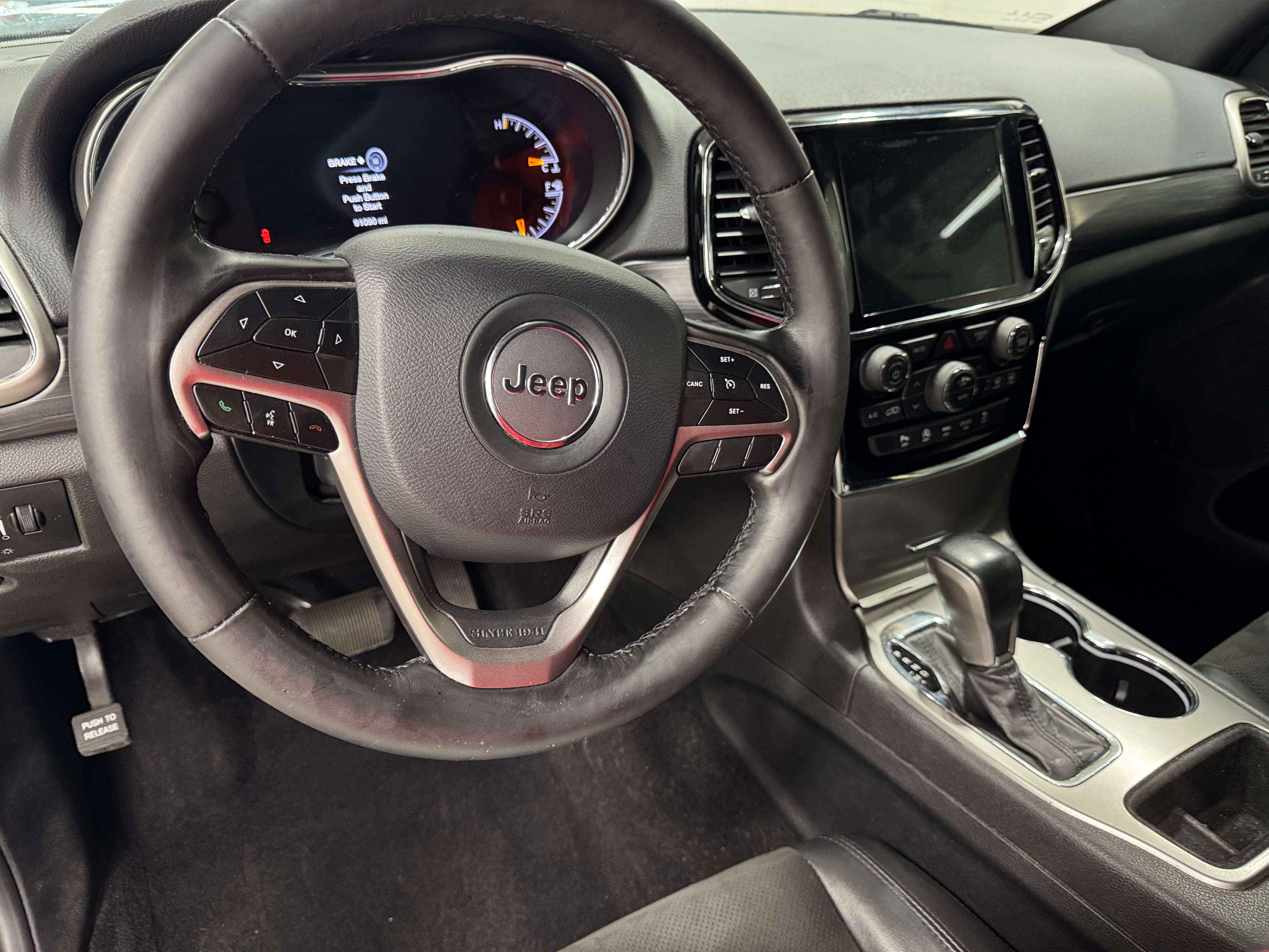 2020 Jeep Grand Cherokee Altitude 3