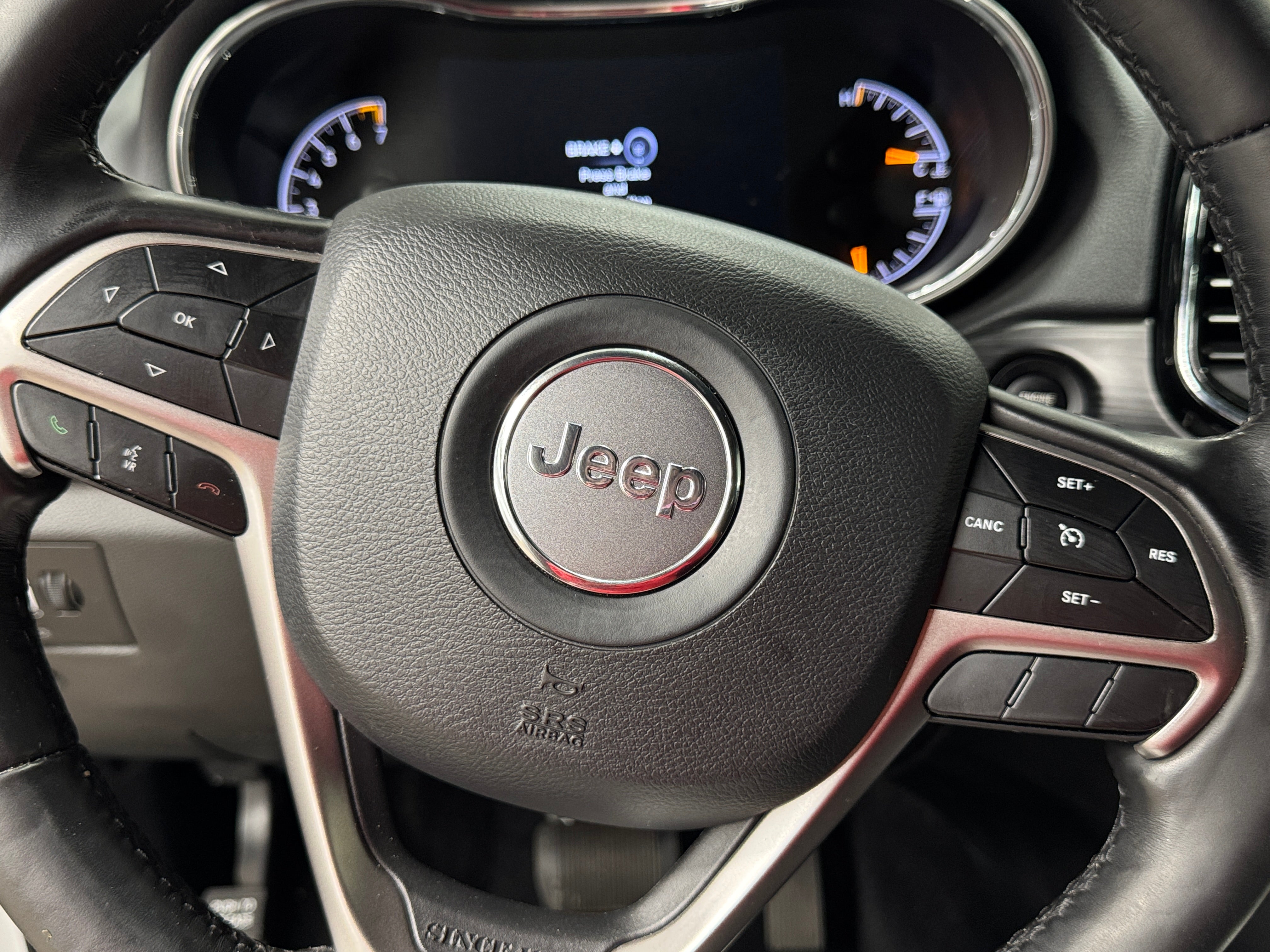 2020 Jeep Grand Cherokee Altitude 5