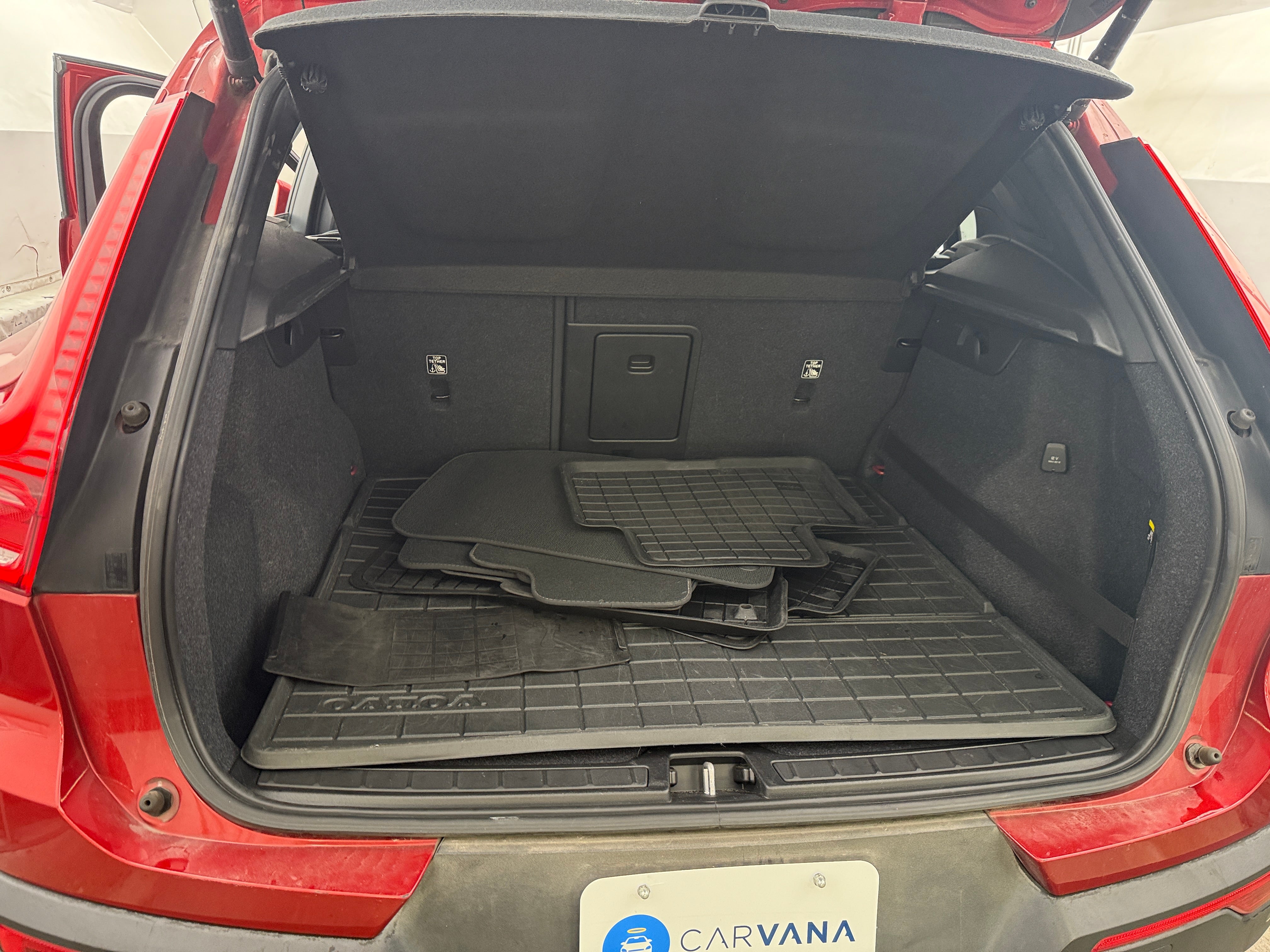 2019 Volvo XC40 T5 Momentum 6
