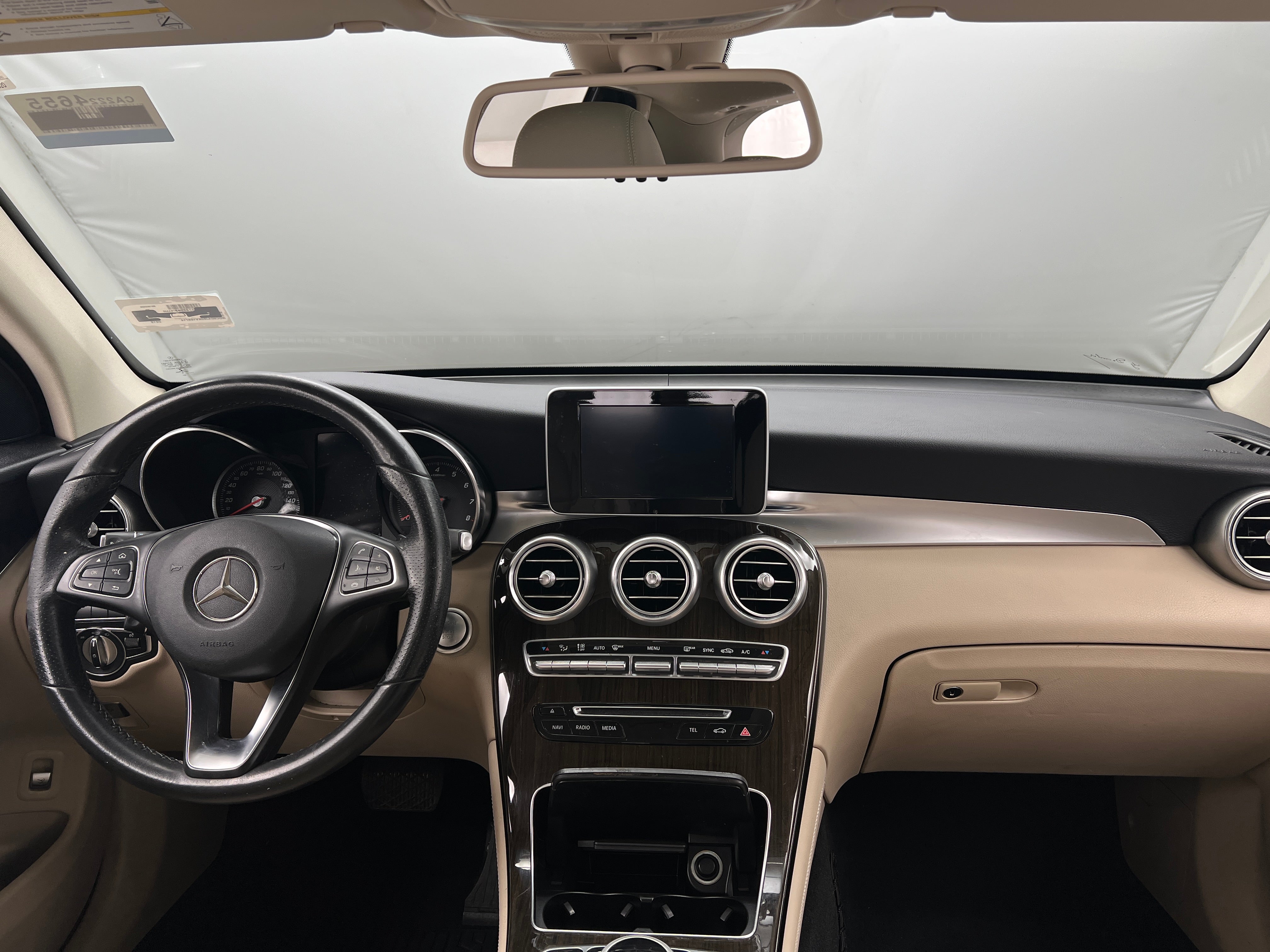 2019 Mercedes-Benz GLC 300 2