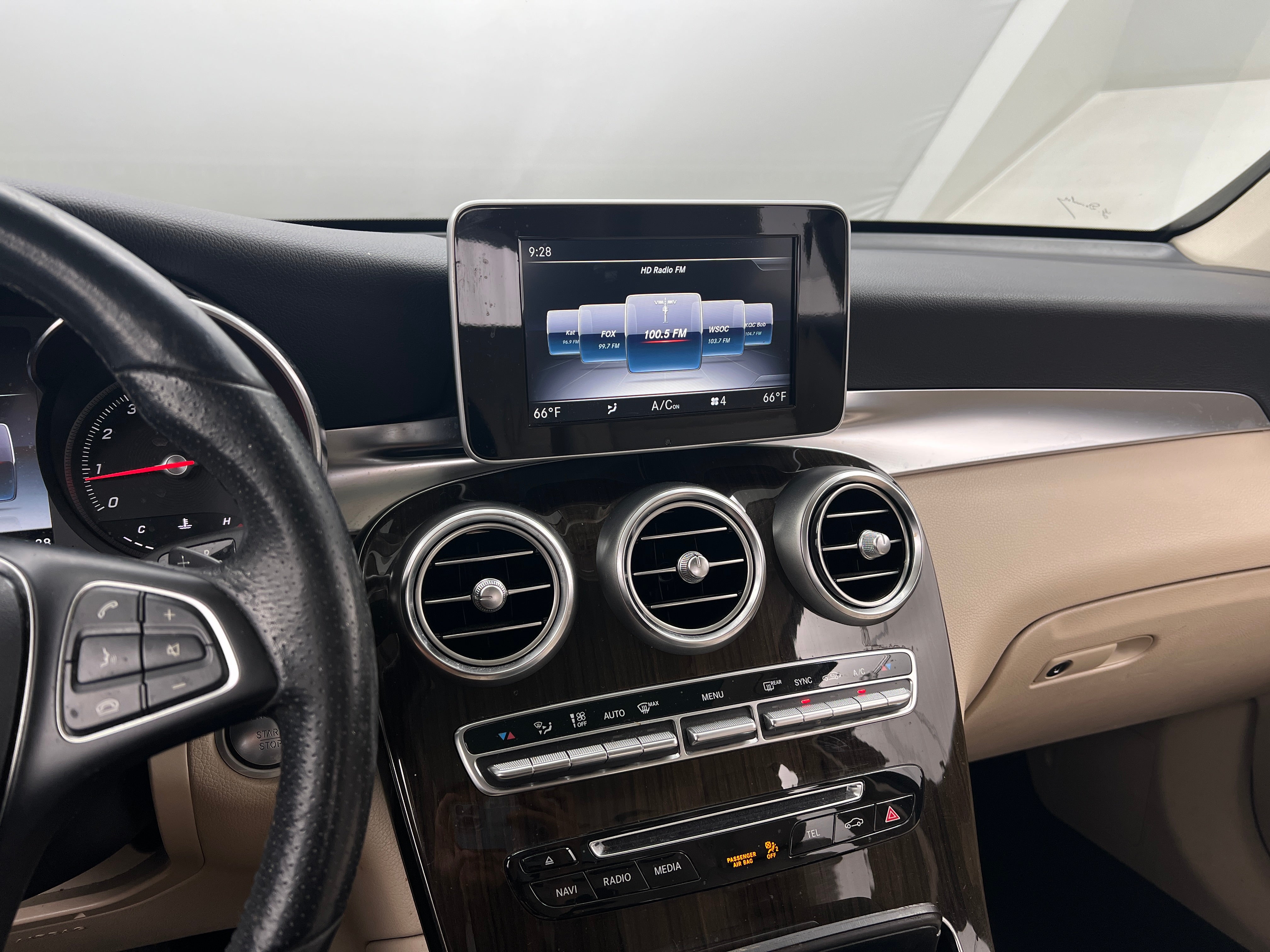 2019 Mercedes-Benz GLC 300 3