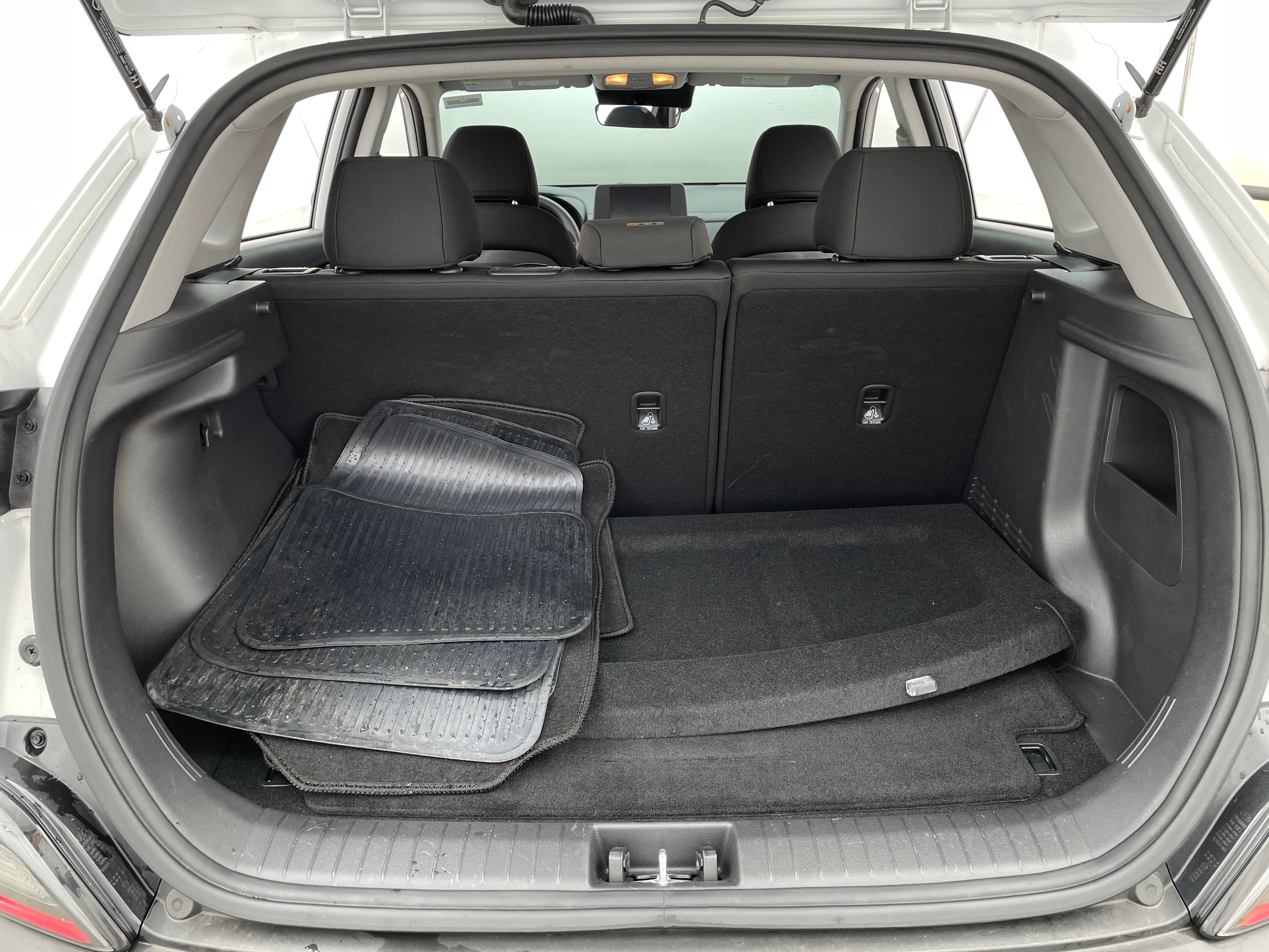2022 Hyundai Kona SE 7