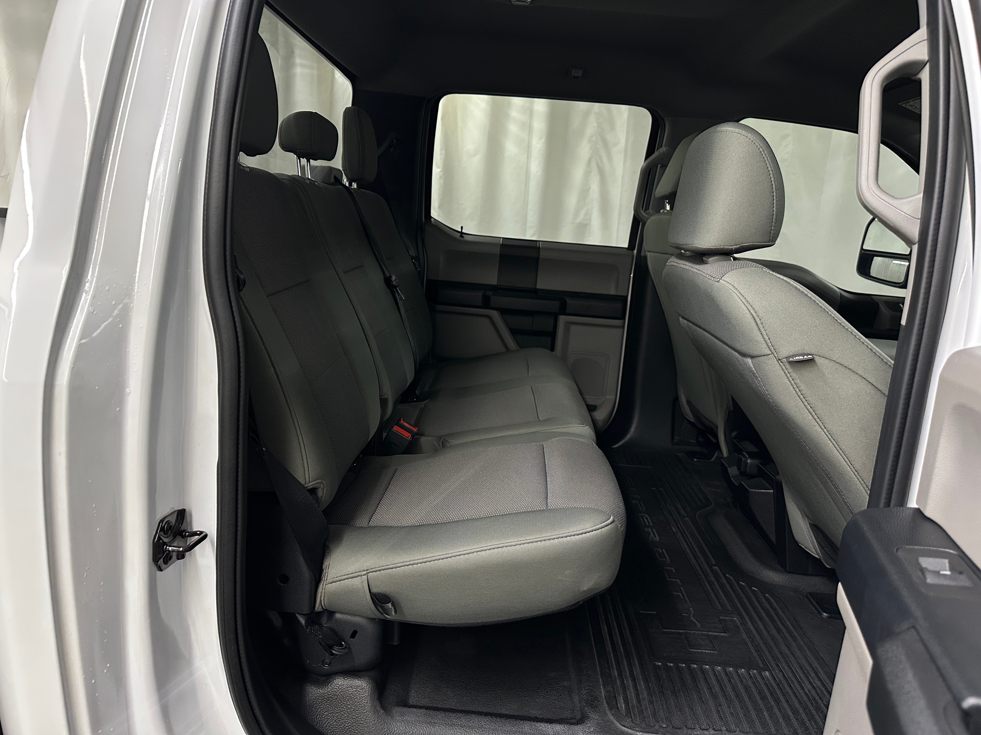2021 Ford Econoline E-250 6