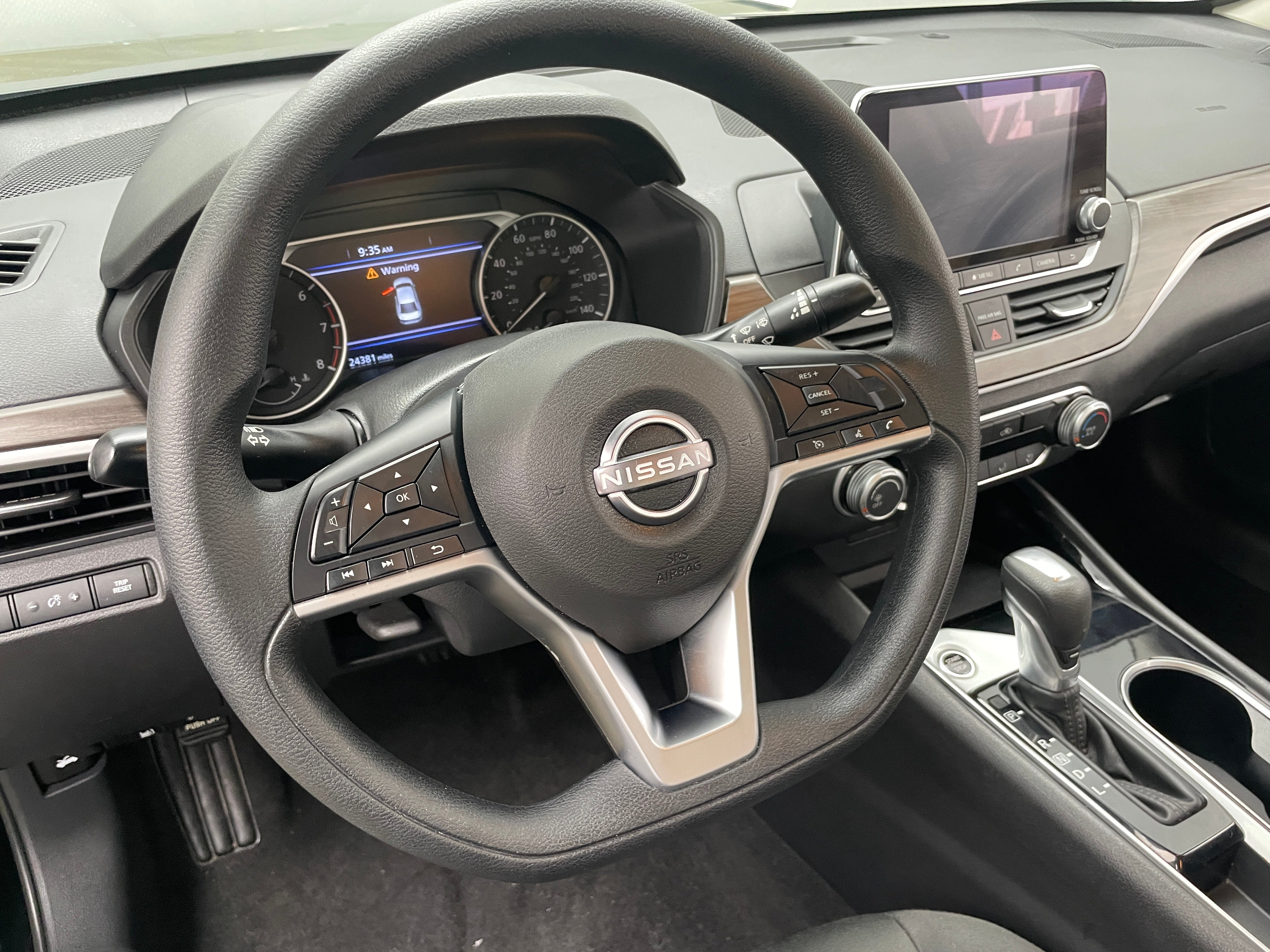 2024 Nissan Altima SV 5
