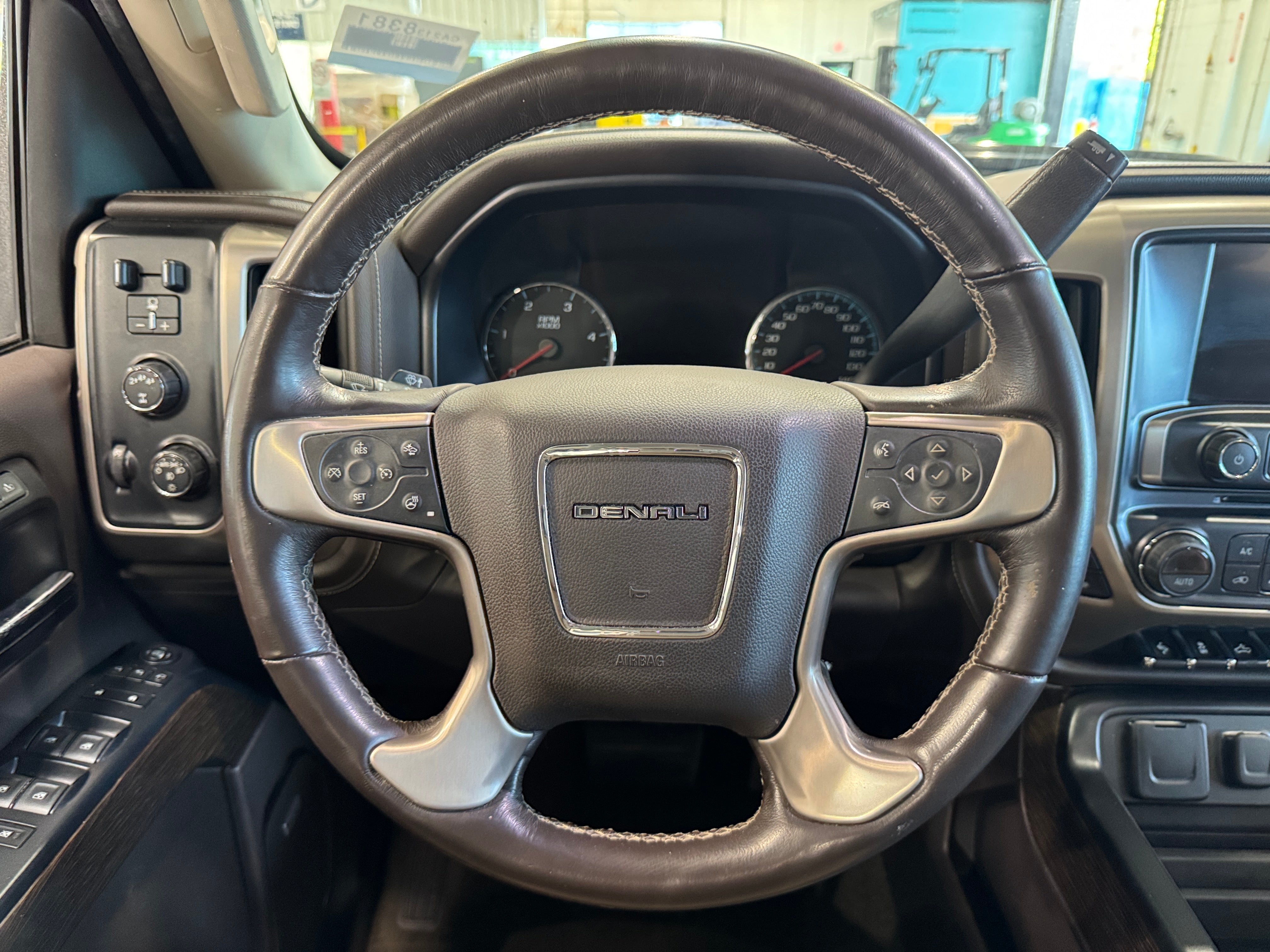 2018 GMC Sierra 2500 Denali 4