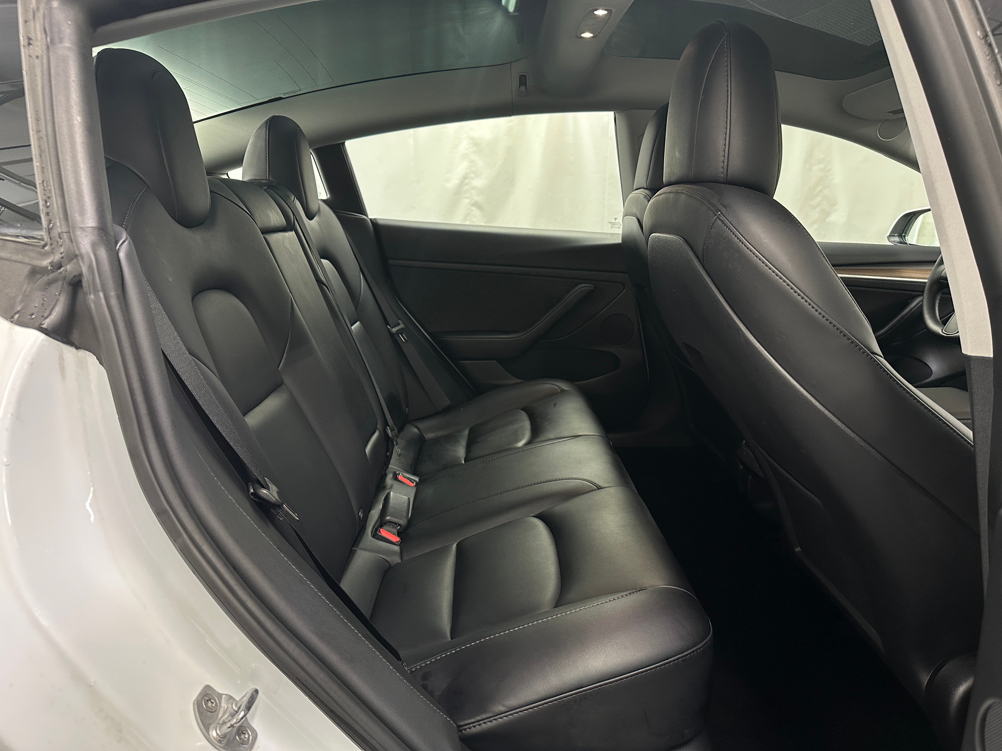 2023 Tesla Model 3 Standard Range 4