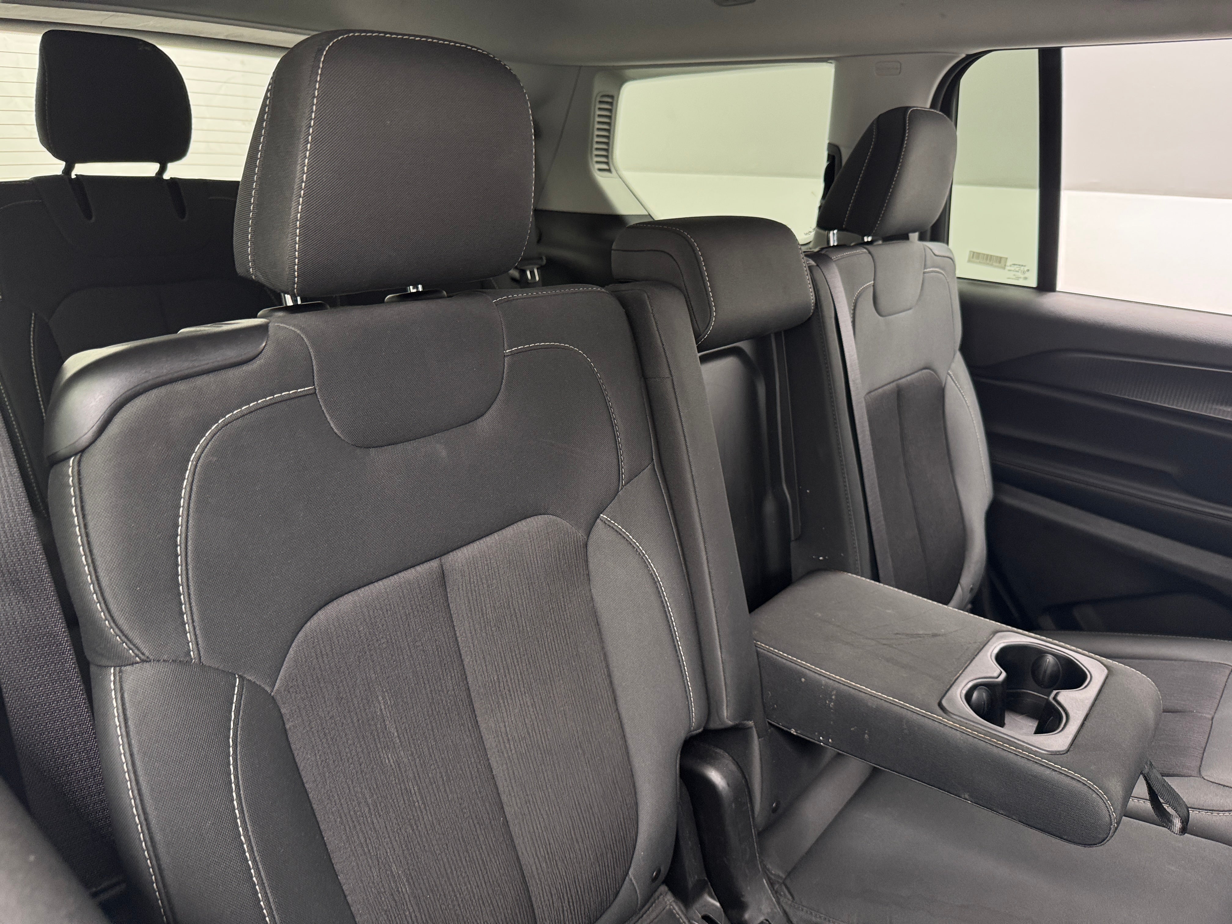 2023 Jeep Grand Cherokee L Laredo 6