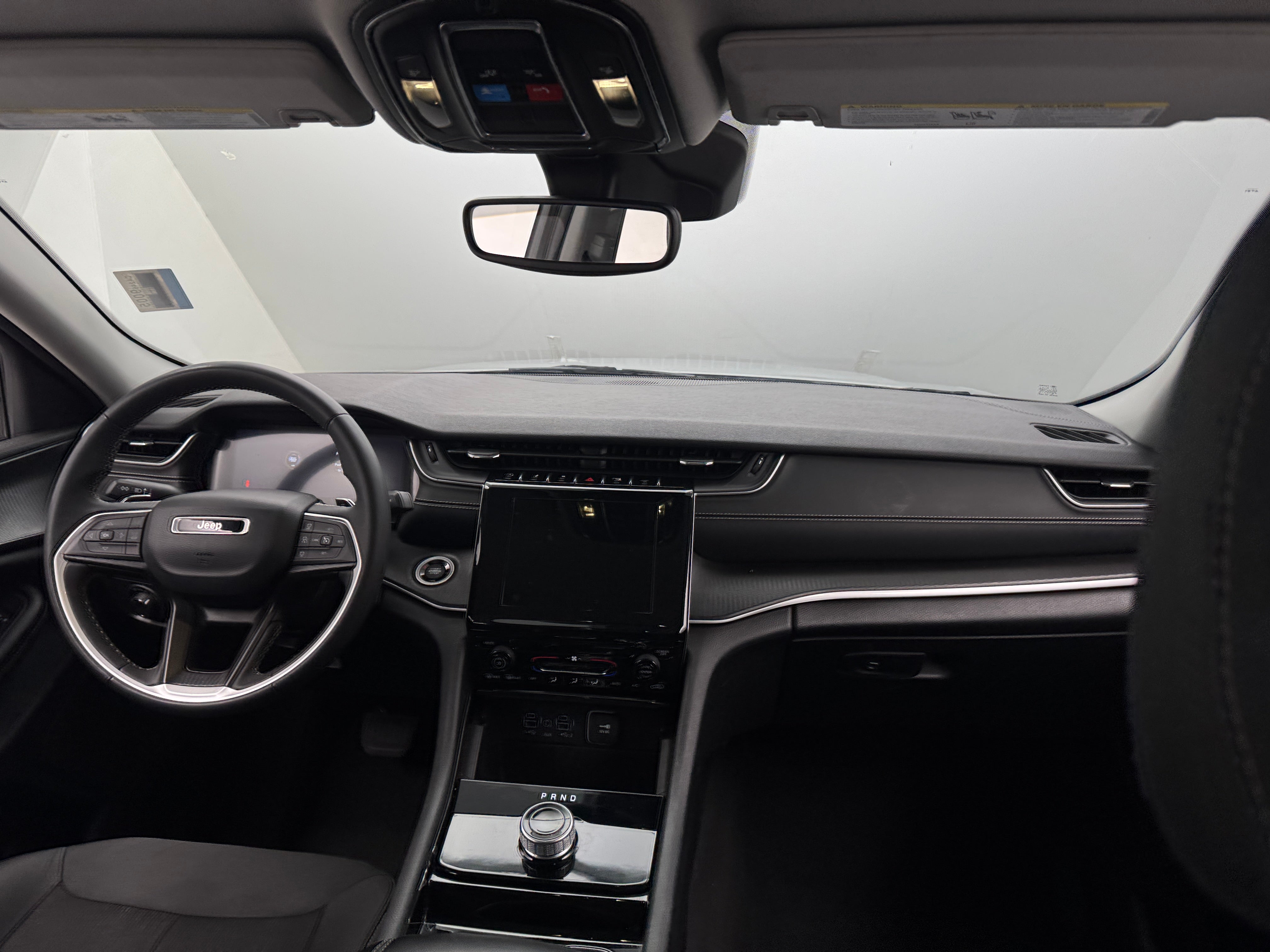 2023 Jeep Grand Cherokee L Laredo 3