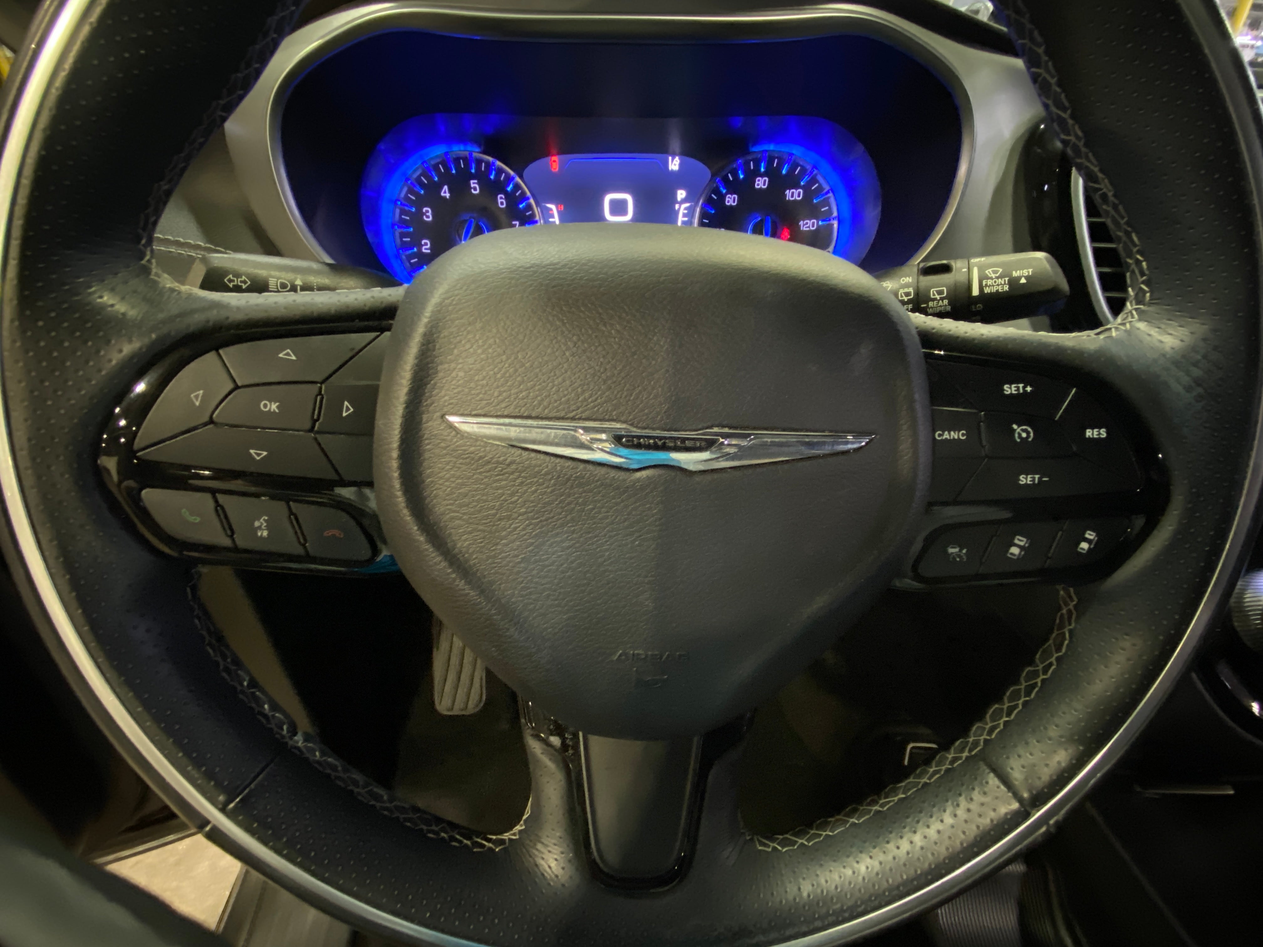 2018 Chrysler Pacifica Limited 5