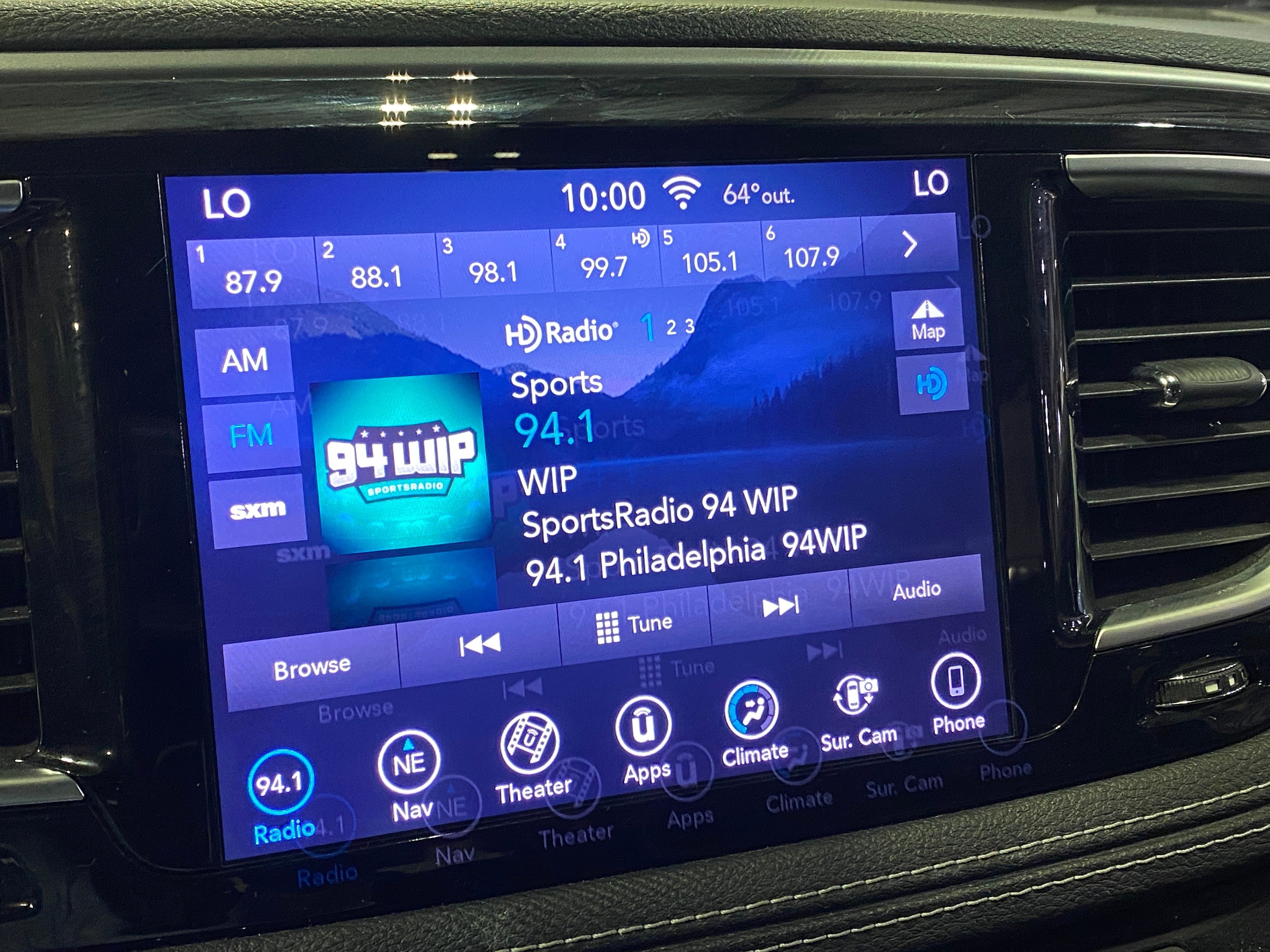 2018 Chrysler Pacifica Limited 4