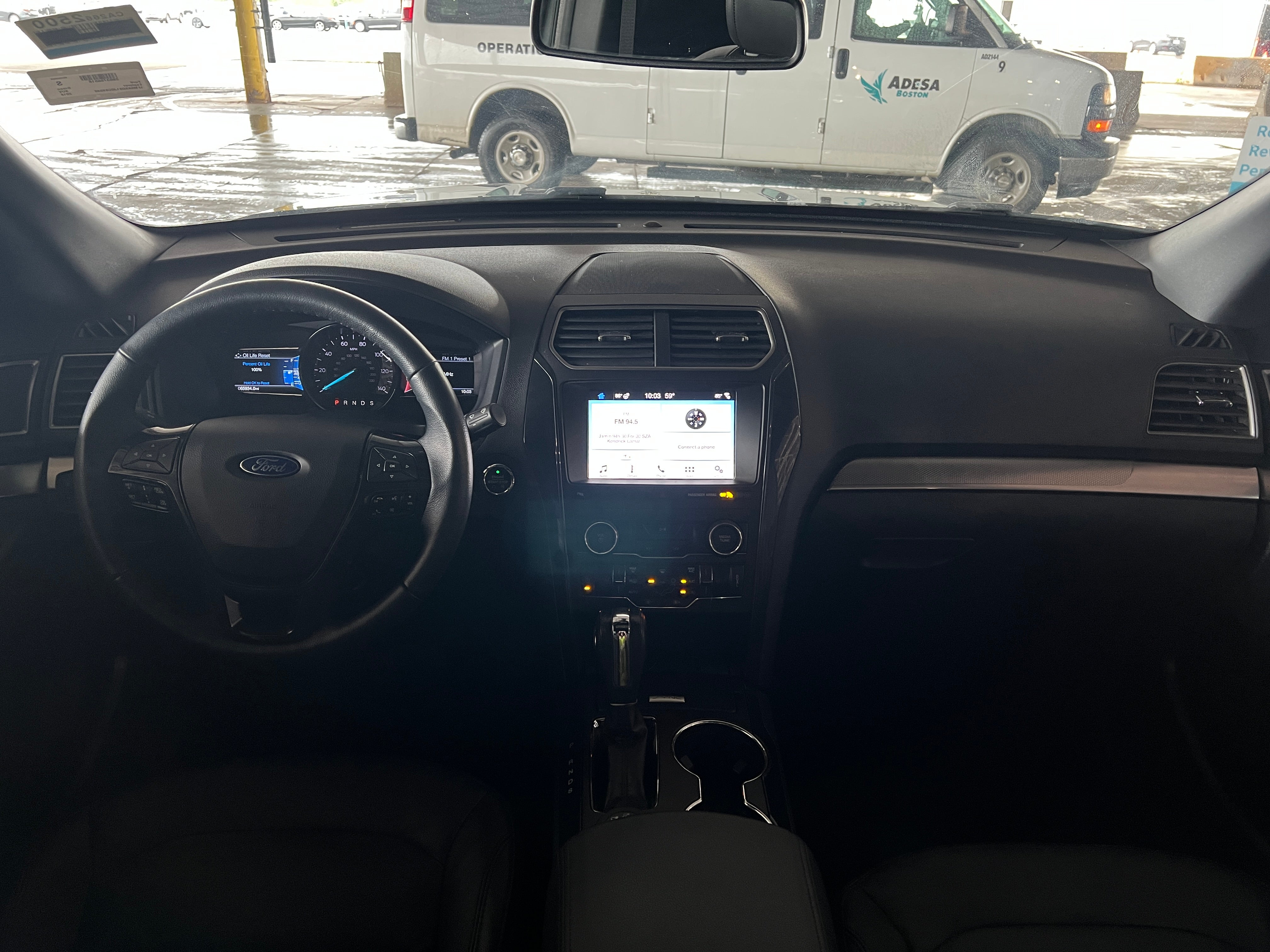 2018 Ford Explorer XLT 2