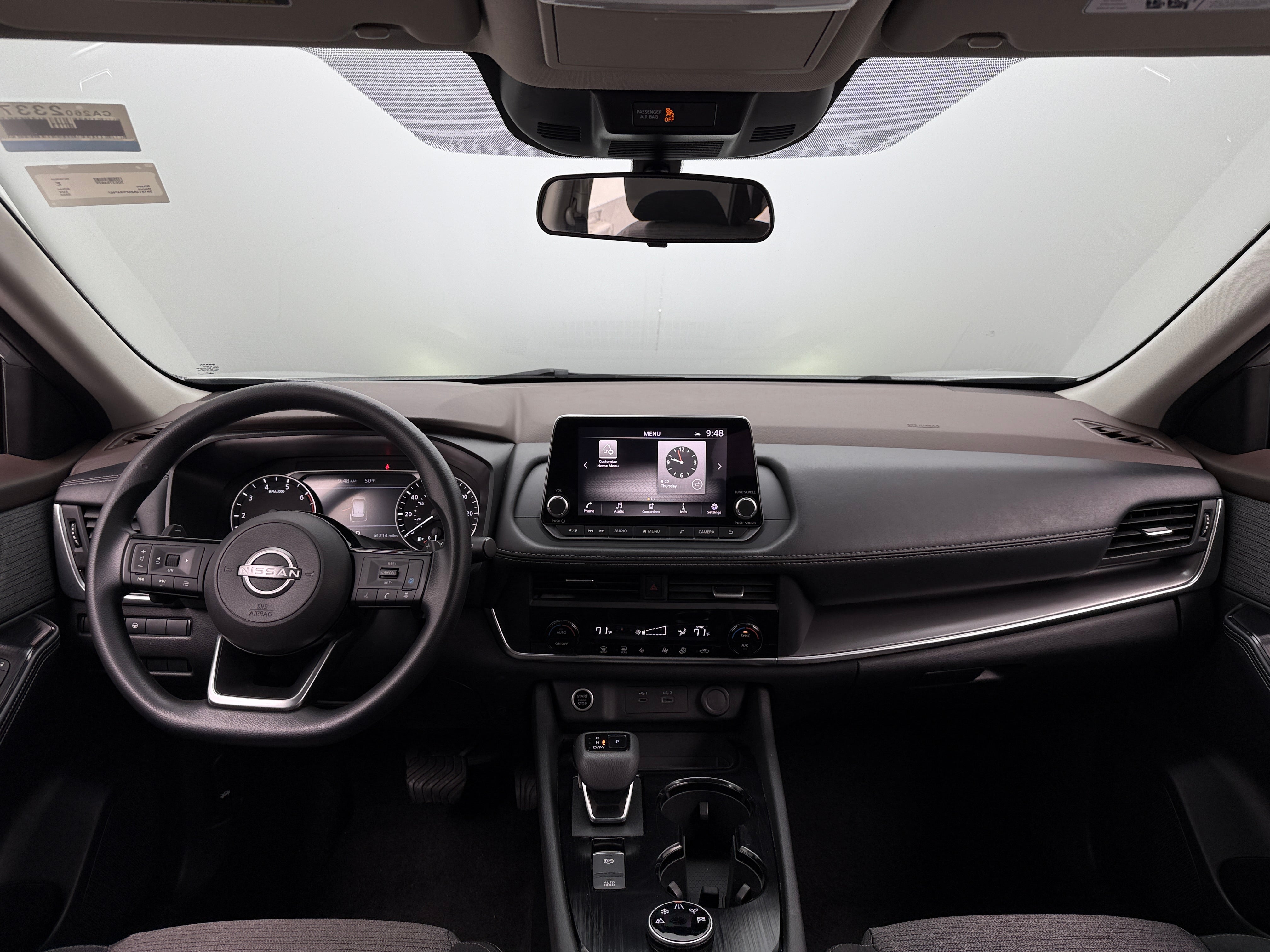 2023 Nissan Rogue SV 3