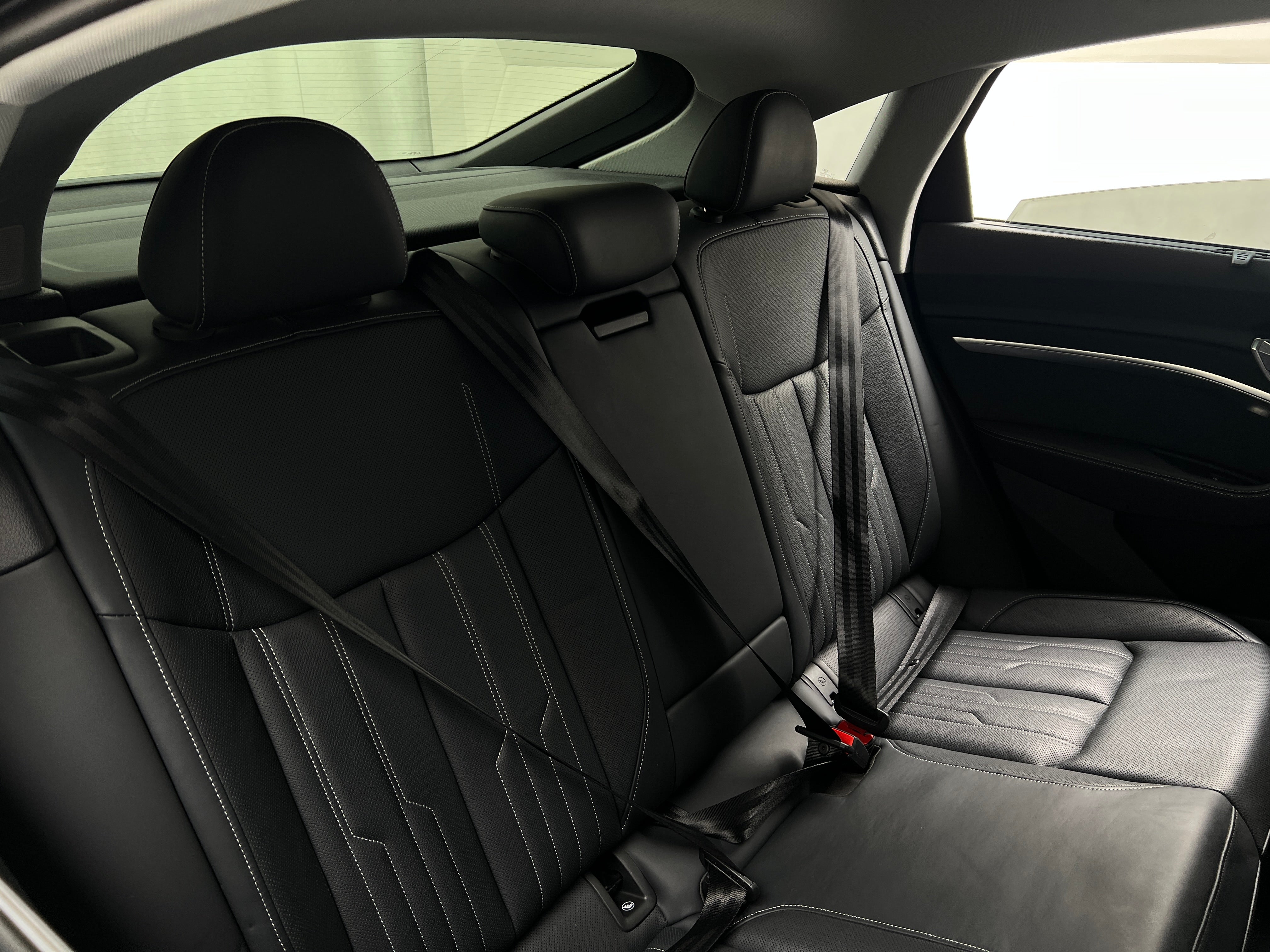 2022 Audi e-tron S Prestige 5