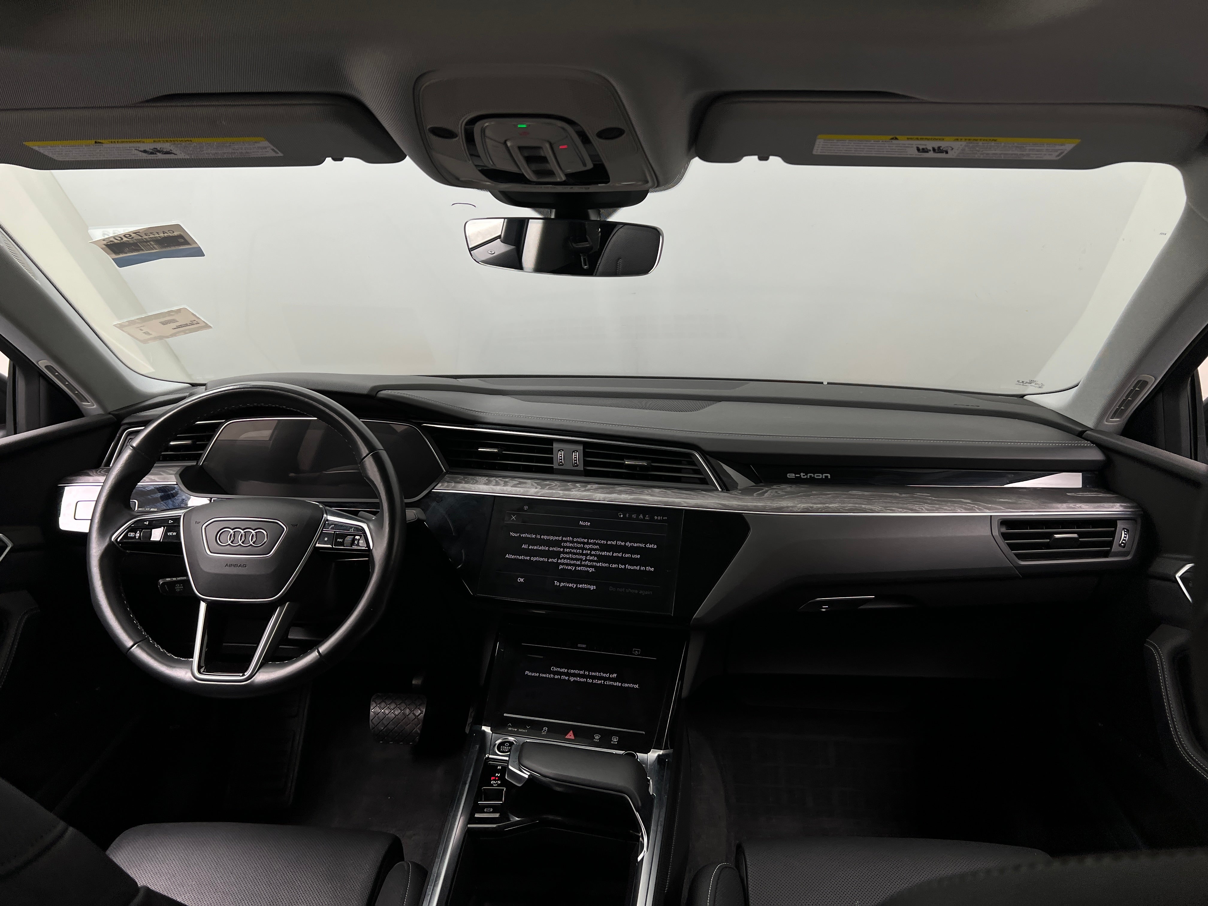 2022 Audi e-tron S Prestige 2