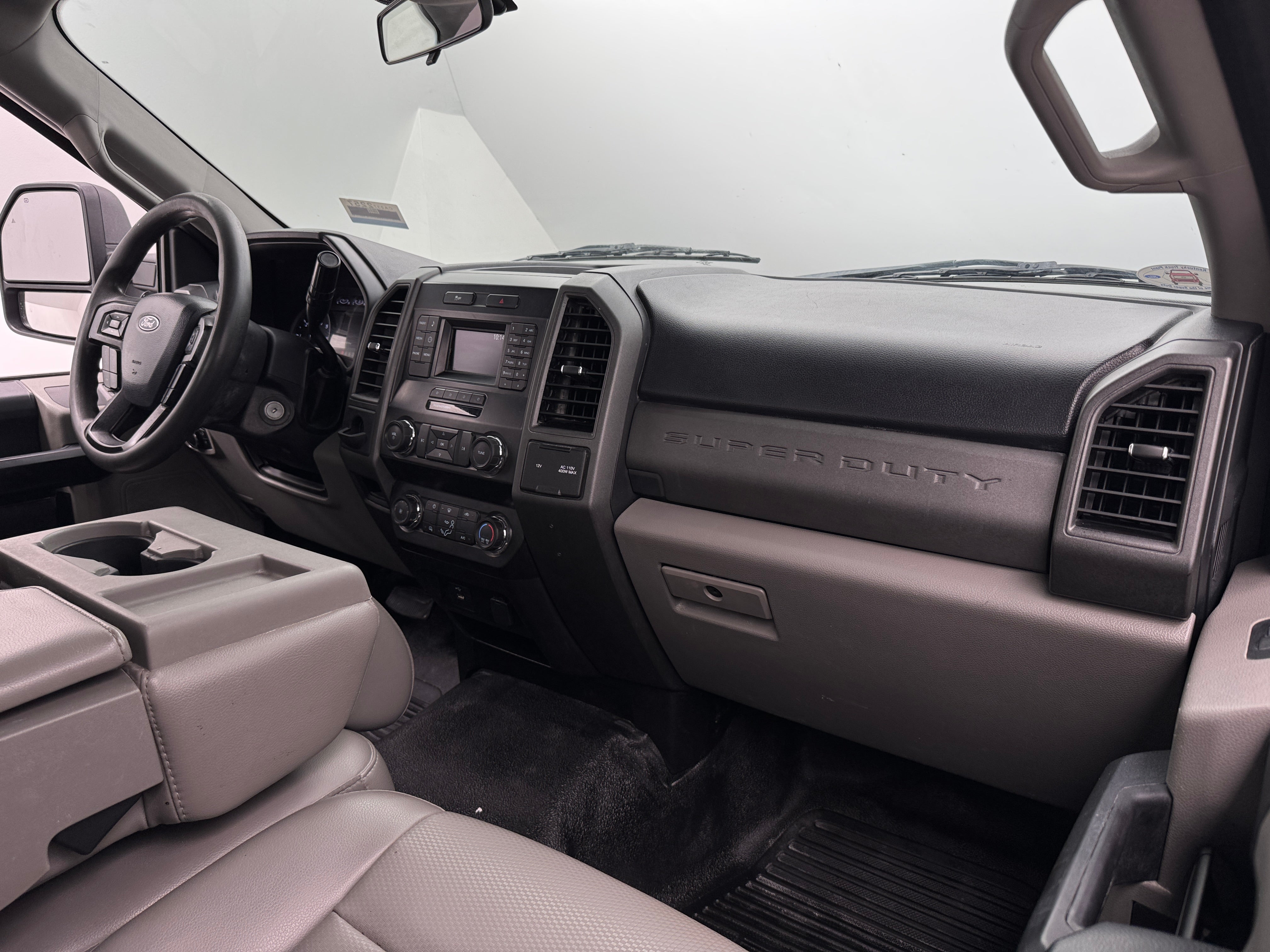 2019 Ford Econoline E-250 3